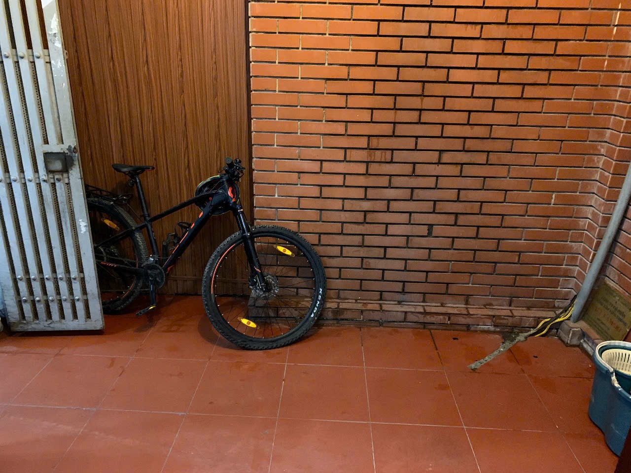 Cho thuê nhà riêng ngõ 325 Kim Ngưu - Hai Bà Trưng 30m x 4T giá 11.5tr Ở NHÓM 3