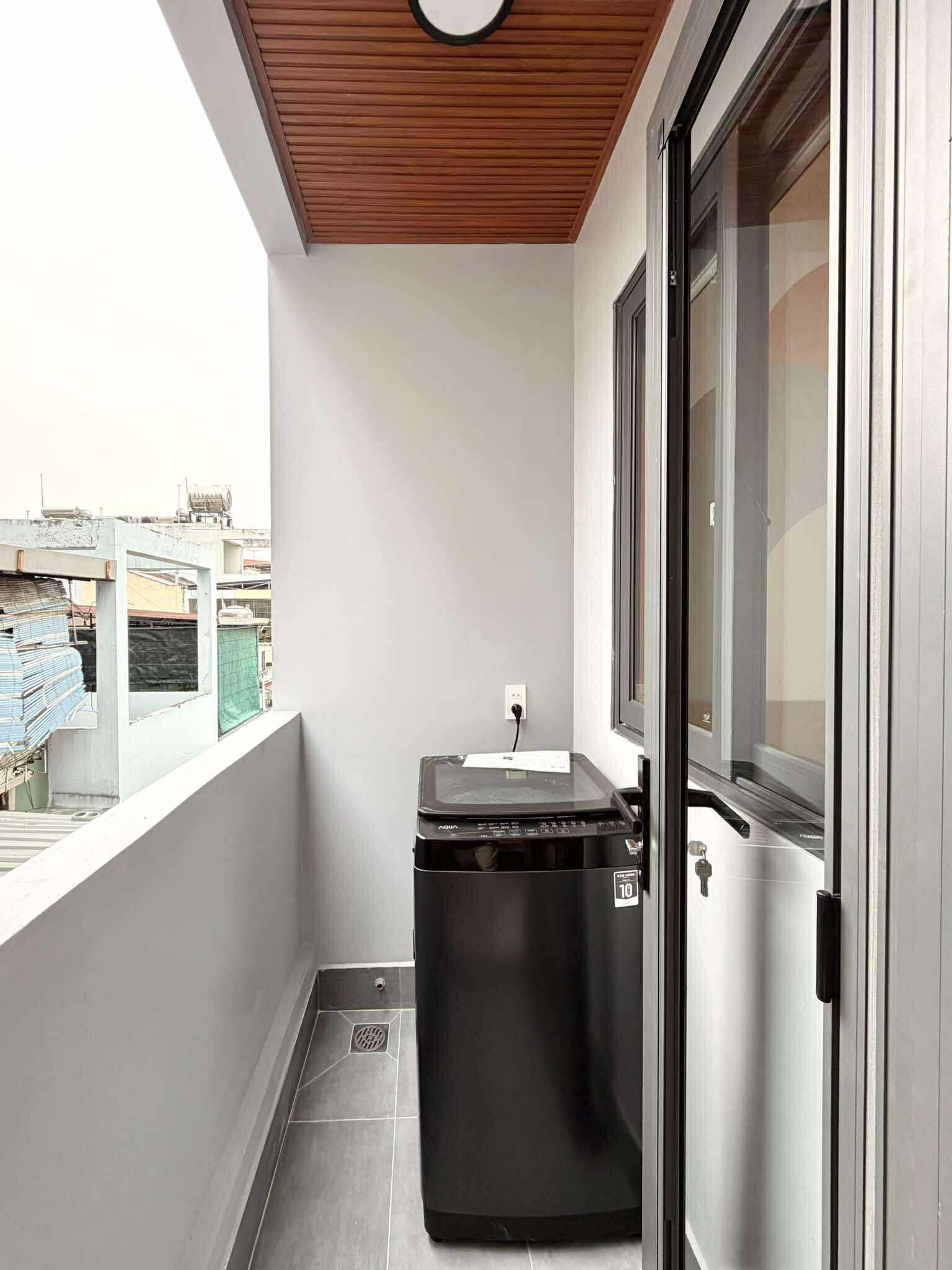 TOÀ CHDV MỚI 100% - 3 MẶT CAO THẮNG Q10 - 14 CĂN DÒNG TIỀN 130TR/THÁNG