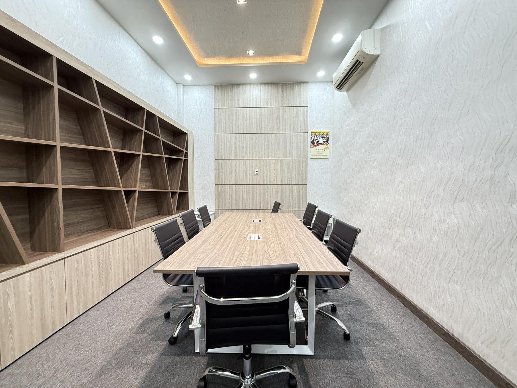 HIẾM - VILLA 2 MẶT TIỀN Q1 - HẺM XE TẢI - 4 TẦNG 10 PN - 132m2 NGANG 9.2m 13