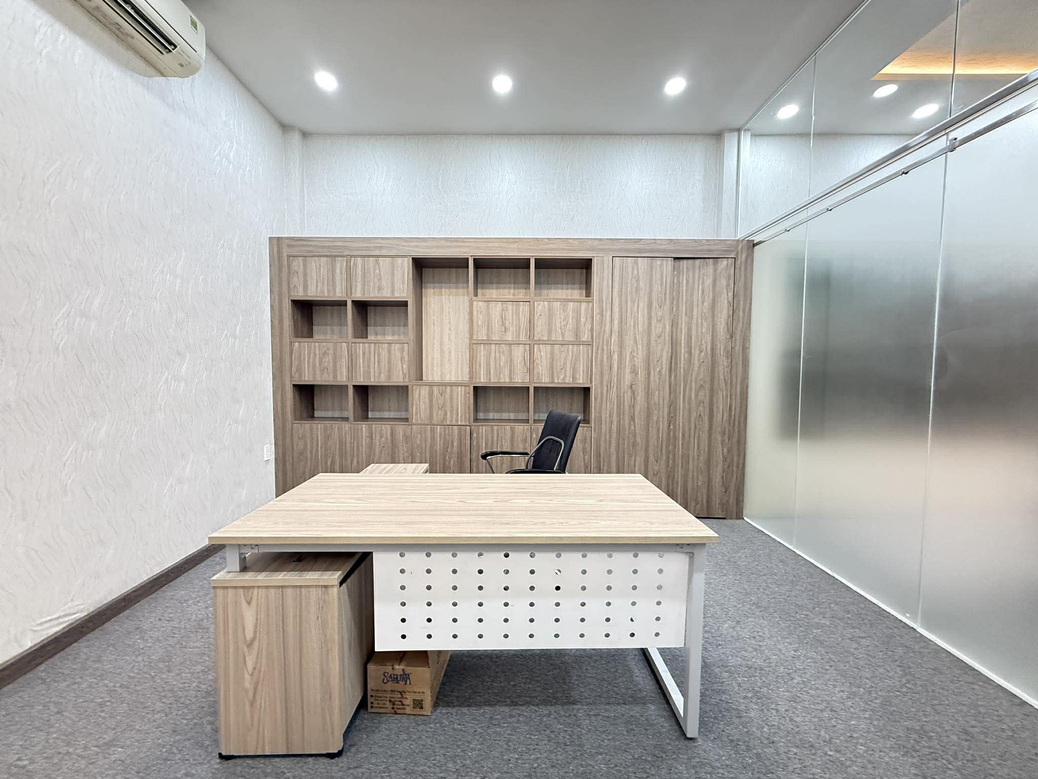 HIẾM - VILLA 2 MẶT TIỀN Q1 - HẺM XE TẢI - 4 TẦNG 10 PN - 132m2 NGANG 9.2m 15