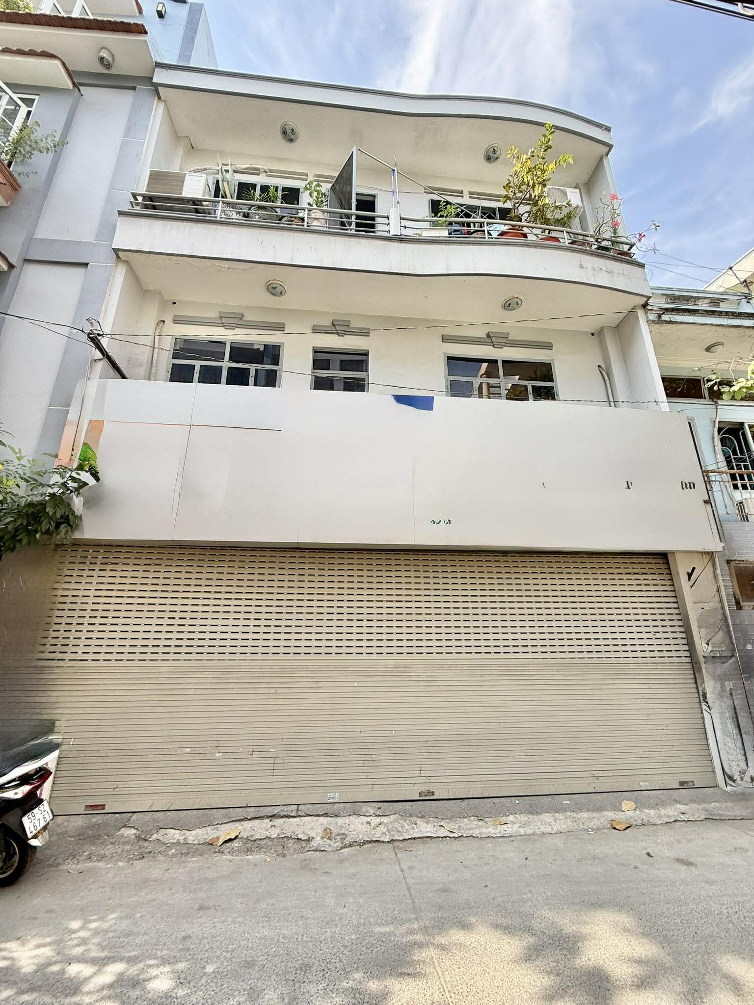 NHÀ HẺM XE TẢI THÔNG 7 PN - NGUYỄN XÍ - 81m2 NGANG KHỦNG 7.4m - 15.9 TỶ 2