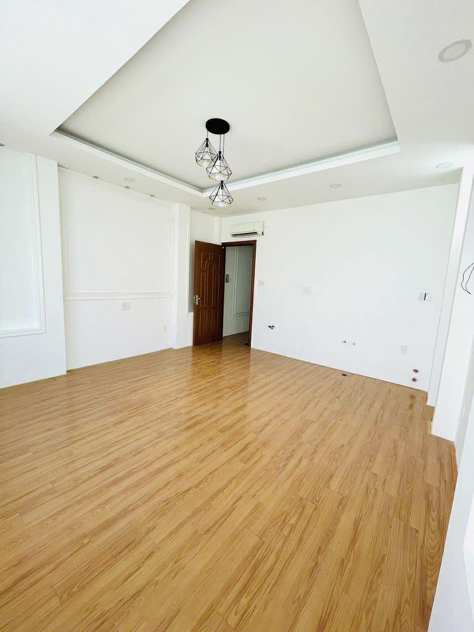 NHÀ ĐẸP 4 TẦNG HXH THÔNG - CƯ XÁ PHAN ĐĂNG LƯU - 74m2 (4.5×16.4) - 6 PN - 13.6 TỶ 7