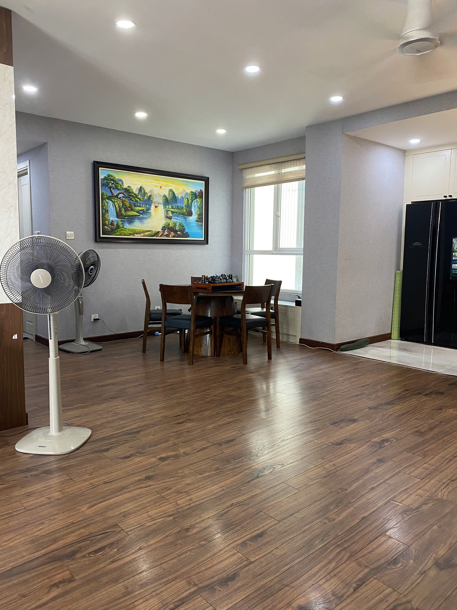 Chính chủ cần bán SEASONS AVENNUE căn 3 ngủ 117m2 giá tốt 3