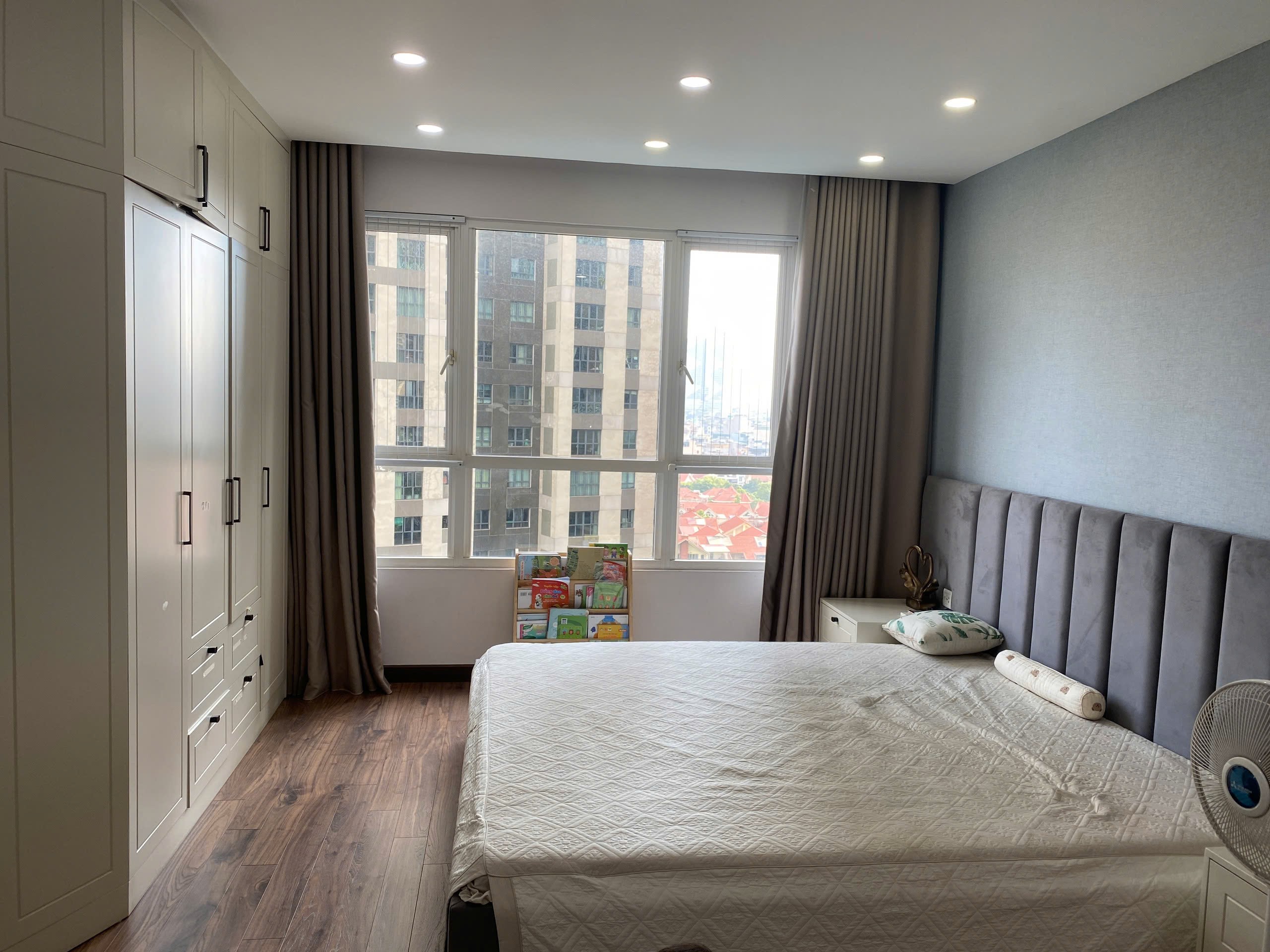 Chính chủ cần bán SEASONS AVENNUE căn 3 ngủ 117m2 giá tốt 4