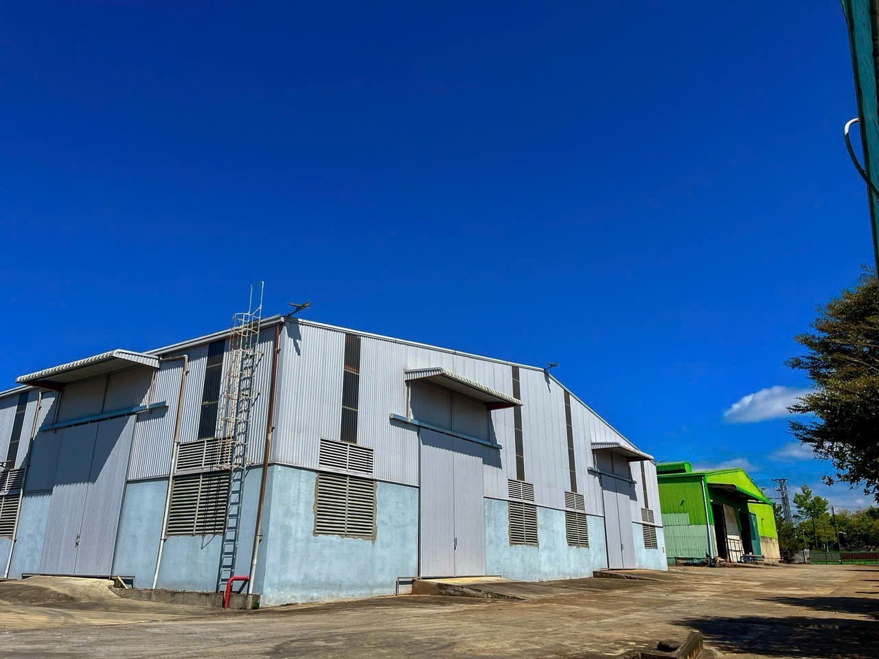 Cho thuê Kho - Nhà xưởng đường Ngô Quyền, Xã Trà Đa, Diện tích 2400m², Giá Thương lượng 2