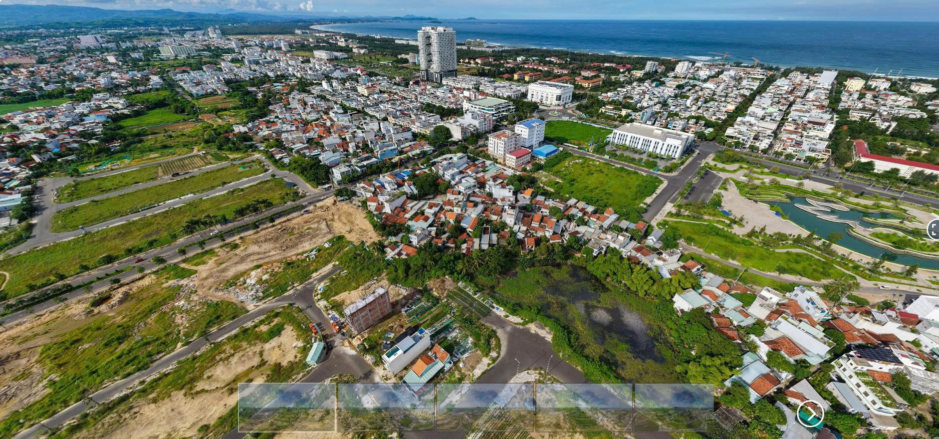 Cần bán Nhà mặt tiền dự án Cloud Reserve Central Tuy Hòa, Diện tích 100m²,xây 4,5 tầng,gần vin com 4