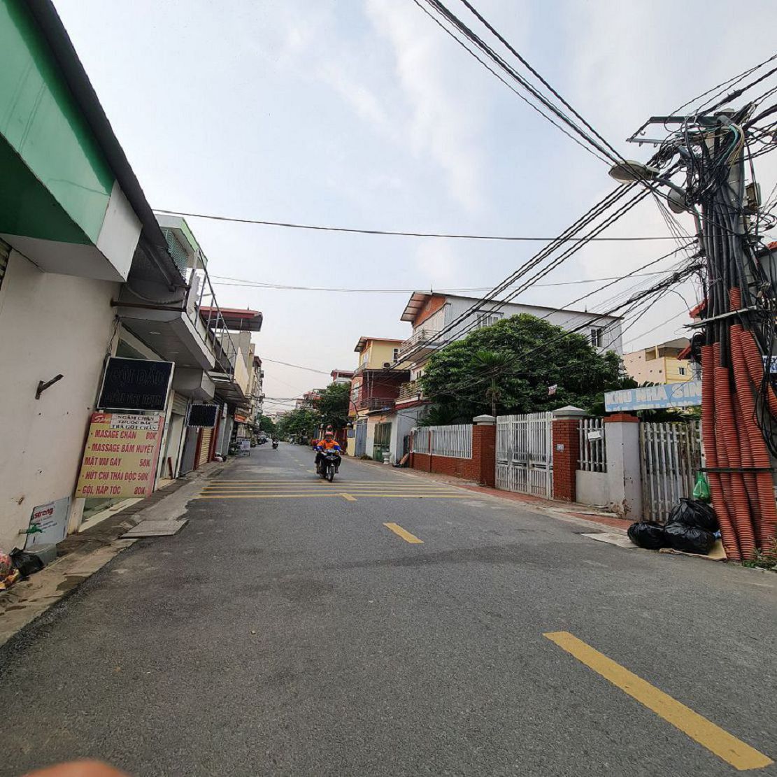 Bán đất Trâu Quỳ Gia Lâm 50m² MT 5.5m đường ô tô tránh0989894845 Địa chỉ Trâu Quỳ Gia Lâm Hà