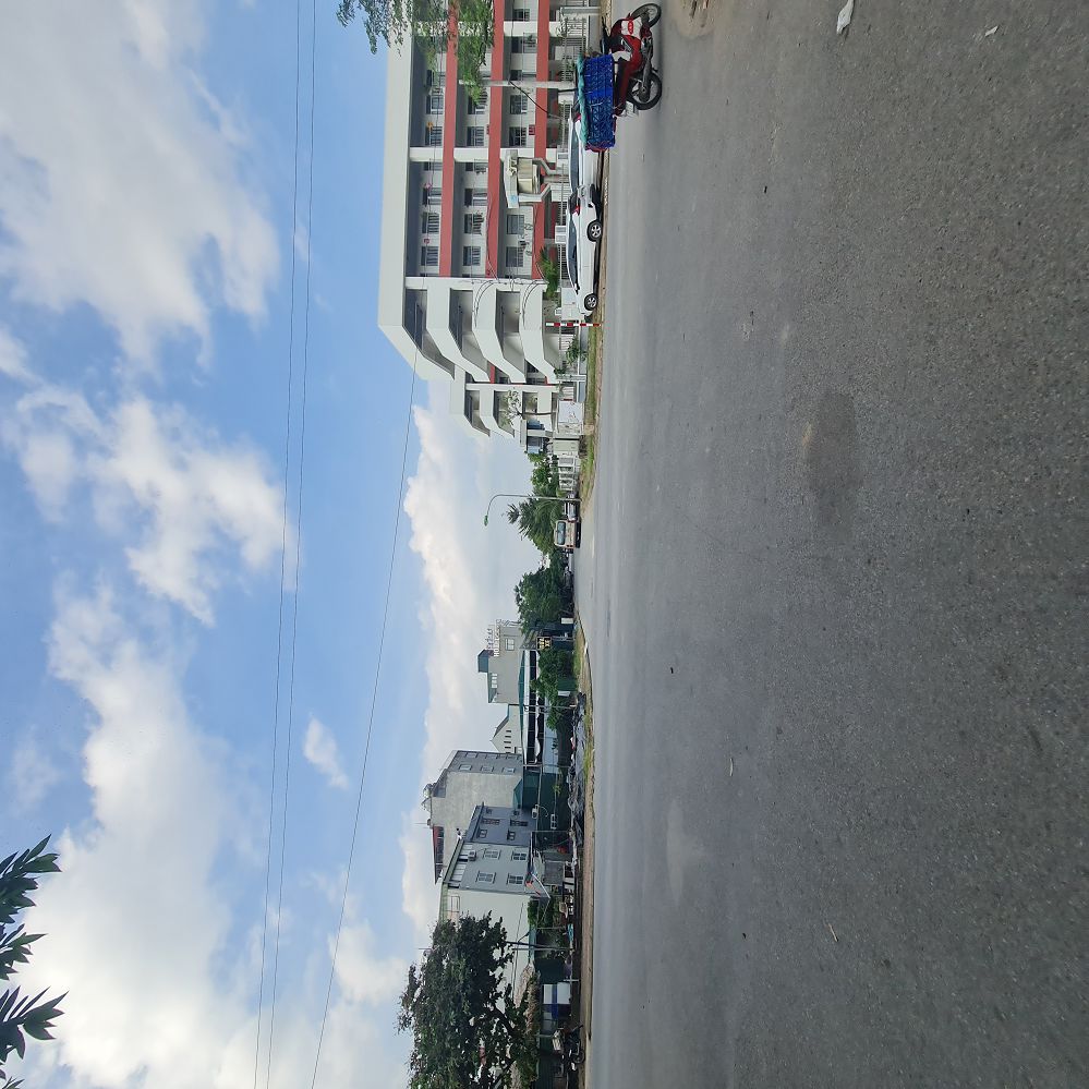 Shophouse Trâu Quỳ, đường 22m kinh doanh sầm uất 77m2 5 tầng nhỉnh 2 chục tỷ Lh 0989894845 Tôi có c 4