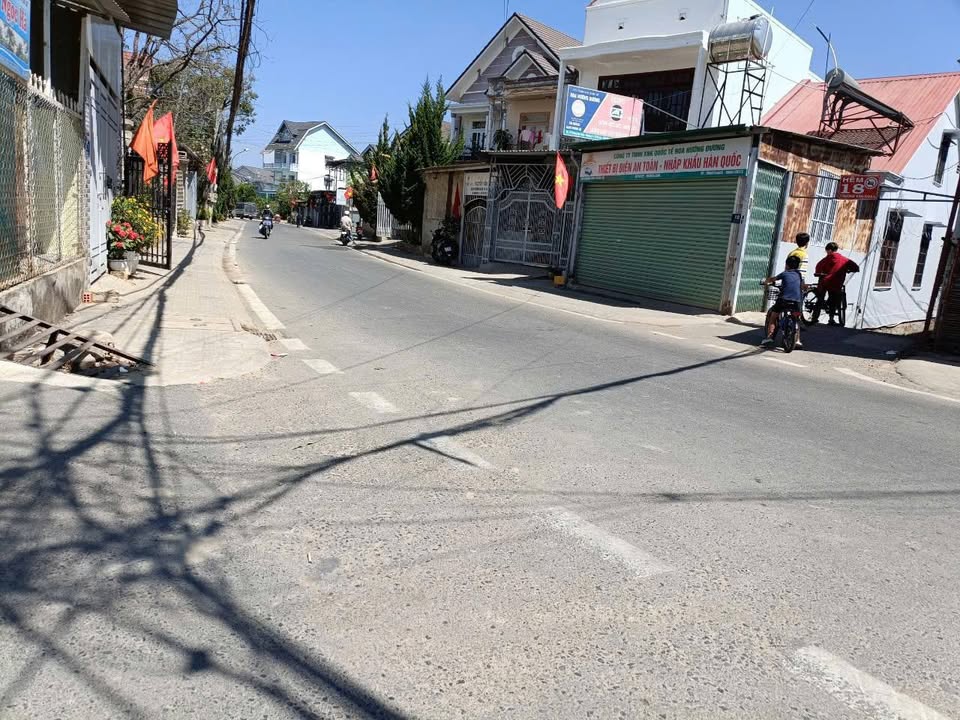 Giảm Giá Bán Lô Đất Biệt Thự Đường Trương Văn Hoàn, Đà Lạt Giá 8,4 Tỷ Còn 7.7 Tỷ 2