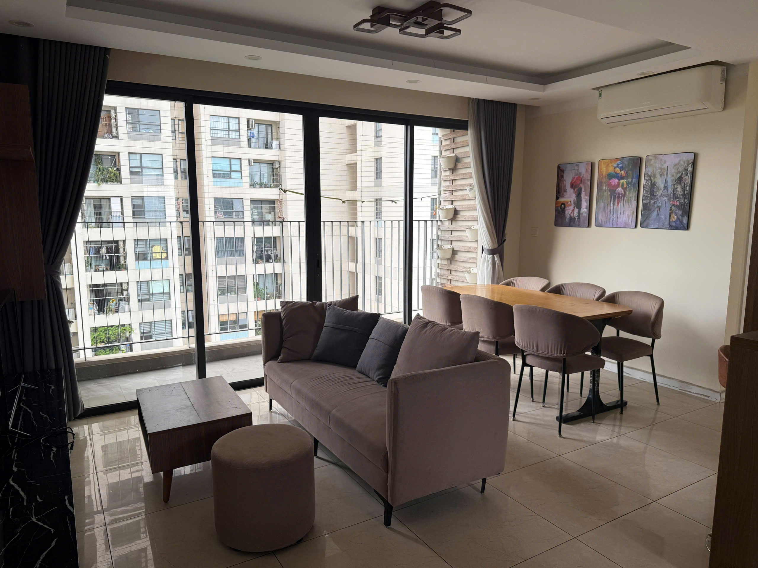 BÁN CĂN 3PN rộng 95m2 tại VINHOMES D'CAPITALE - nhà đẹp 2