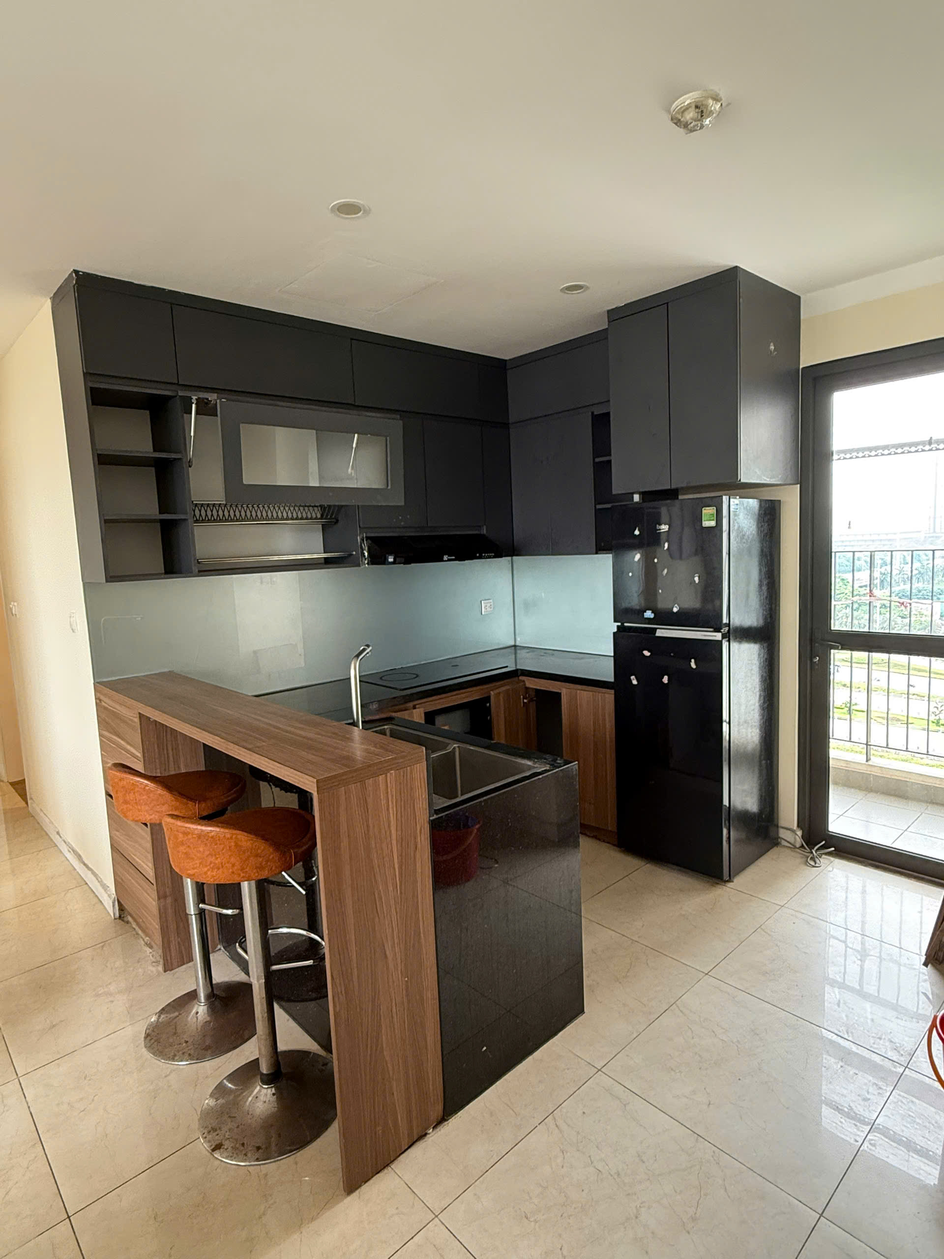 Bán căn hộ 3PN VIEW HỒ tại Vinhomes Trần Duy Hưng, chỉ 12.x t.ỷ 2