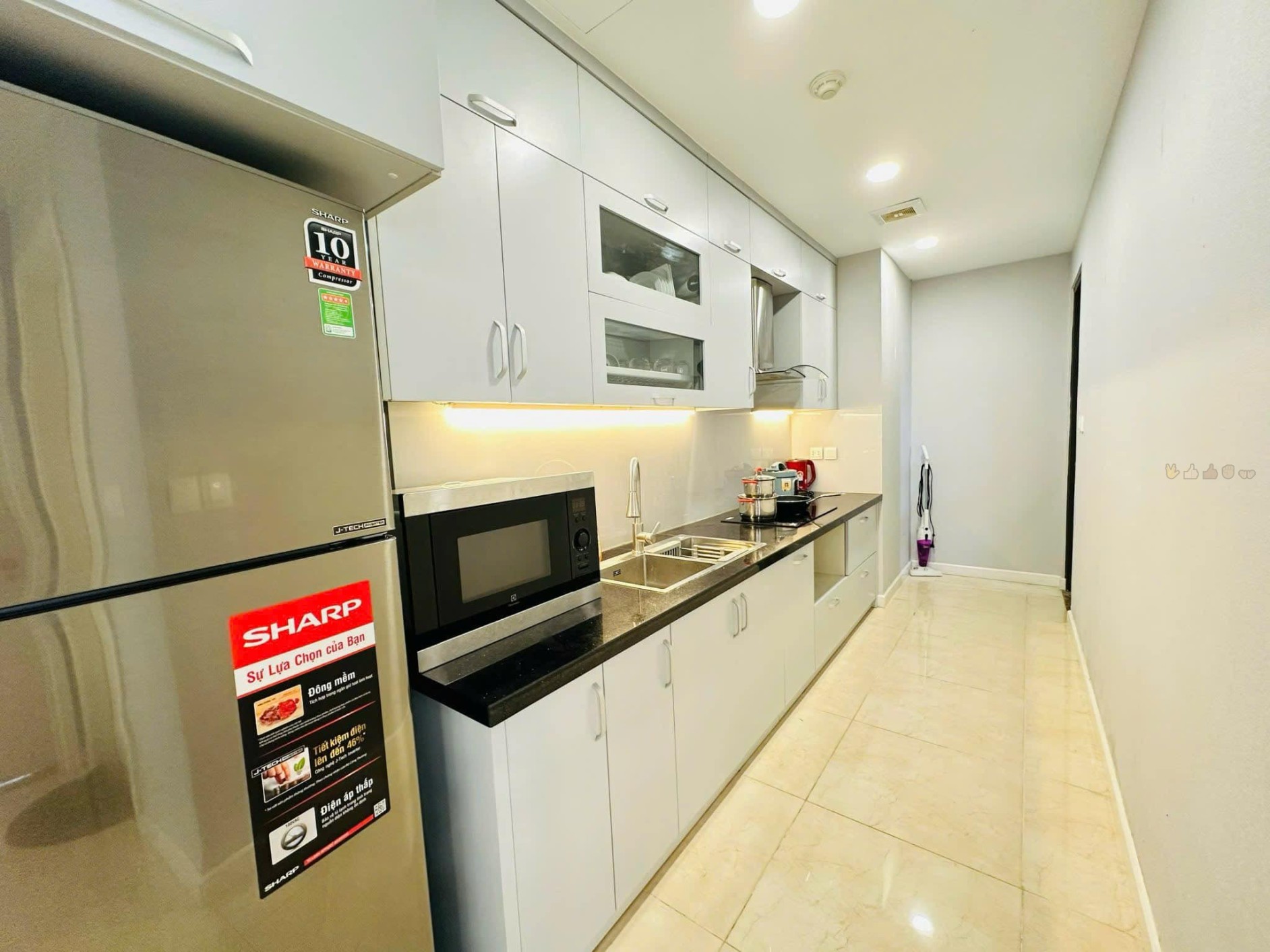 Bán căn 2PN Vinhomes D'Capitale Trần Duy Hưng view hồ chỉ 9 t.ỷ 4