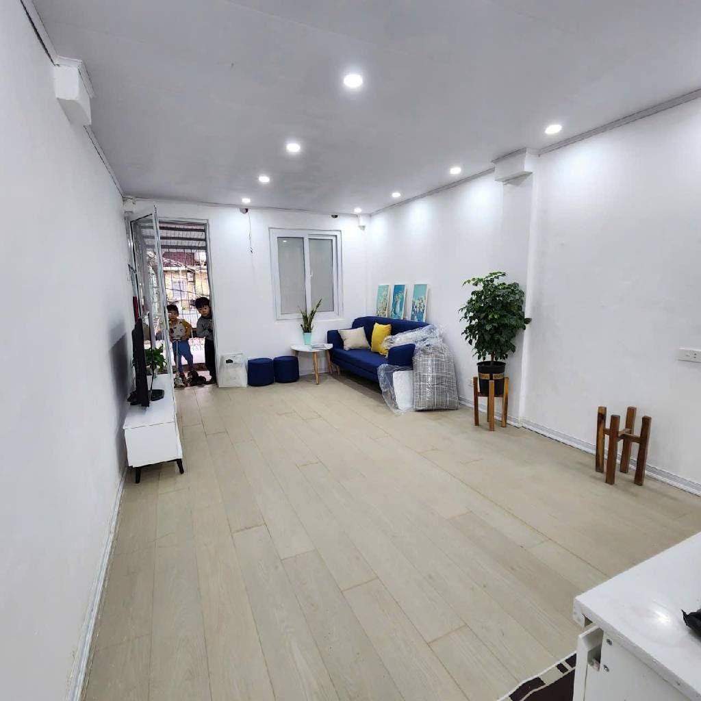 Cần bán Căn hộ chung cư đường Tạ Quang Bửu, Phường Bách Khoa, Diện tích 7000m², Giá 4.7 Tỷ