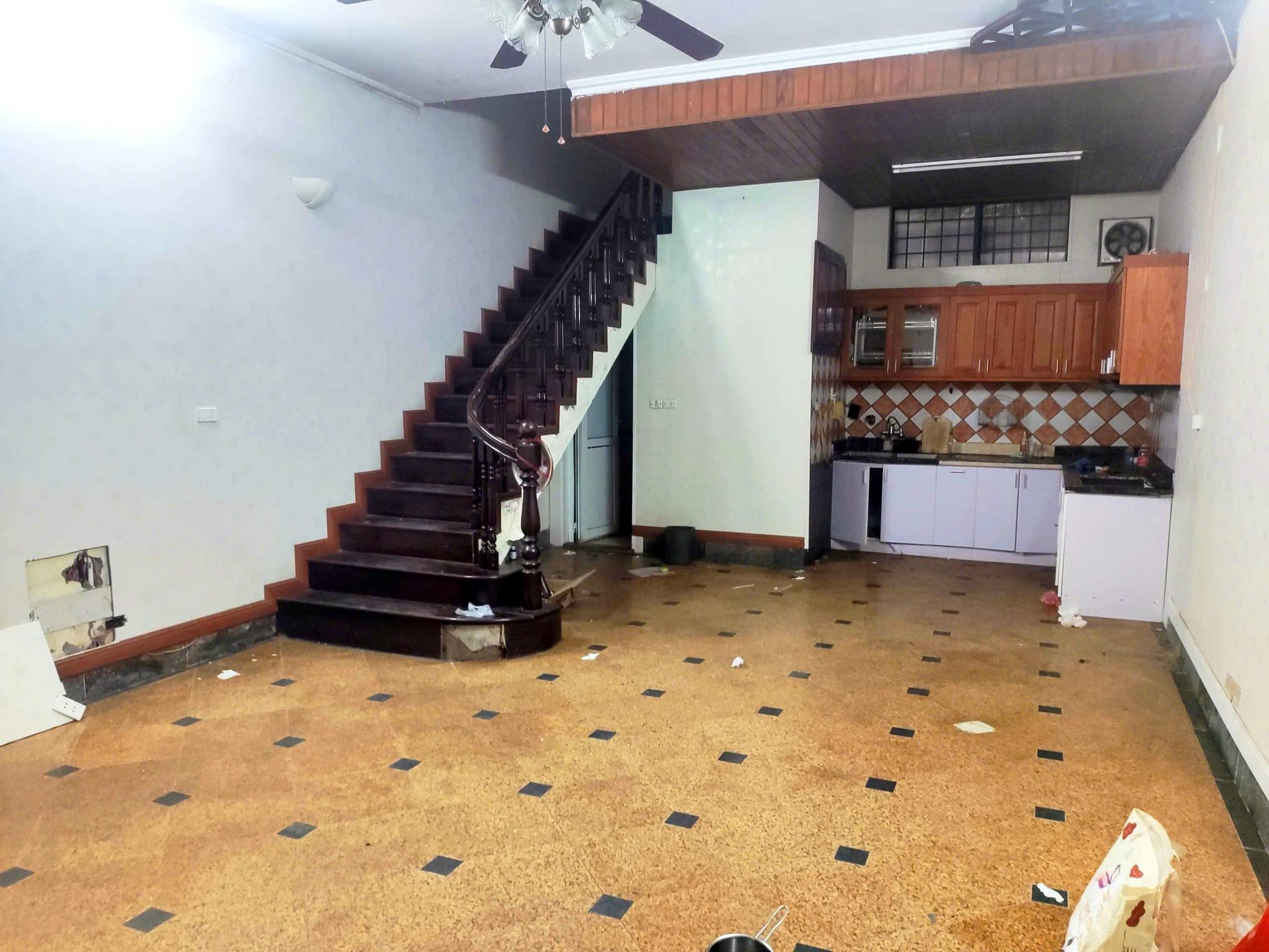 Cho thuê nhà ngõ Phố Thái Hà, Đống Đa 60m x 4T giá 15 triệu, Ở VÀ KINH DOANH 3