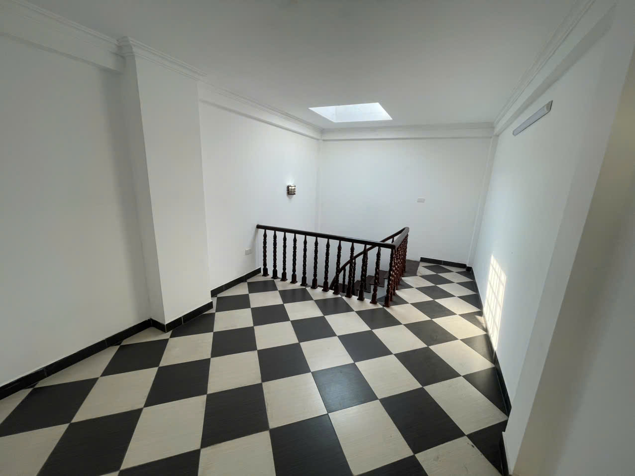 Cho thuê Nhà Riêng Lãng Yên - Quận Hai Bà Trưng 35m x 5T NHÀ SẠCH ĐẸP giá 15 triệu 6