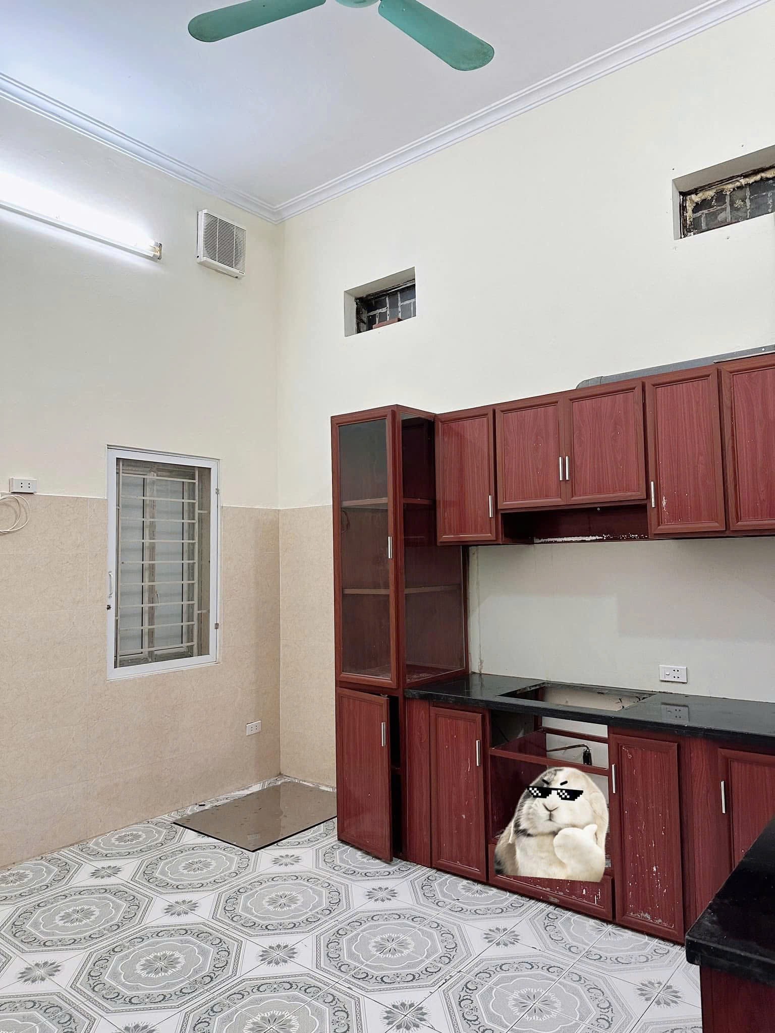 Cho thuê nhà nguyên căn Ngõ 58 Nguyễn Khánh Toàn - Cầu Giấy 68m x 4T giá 15 triệu 2