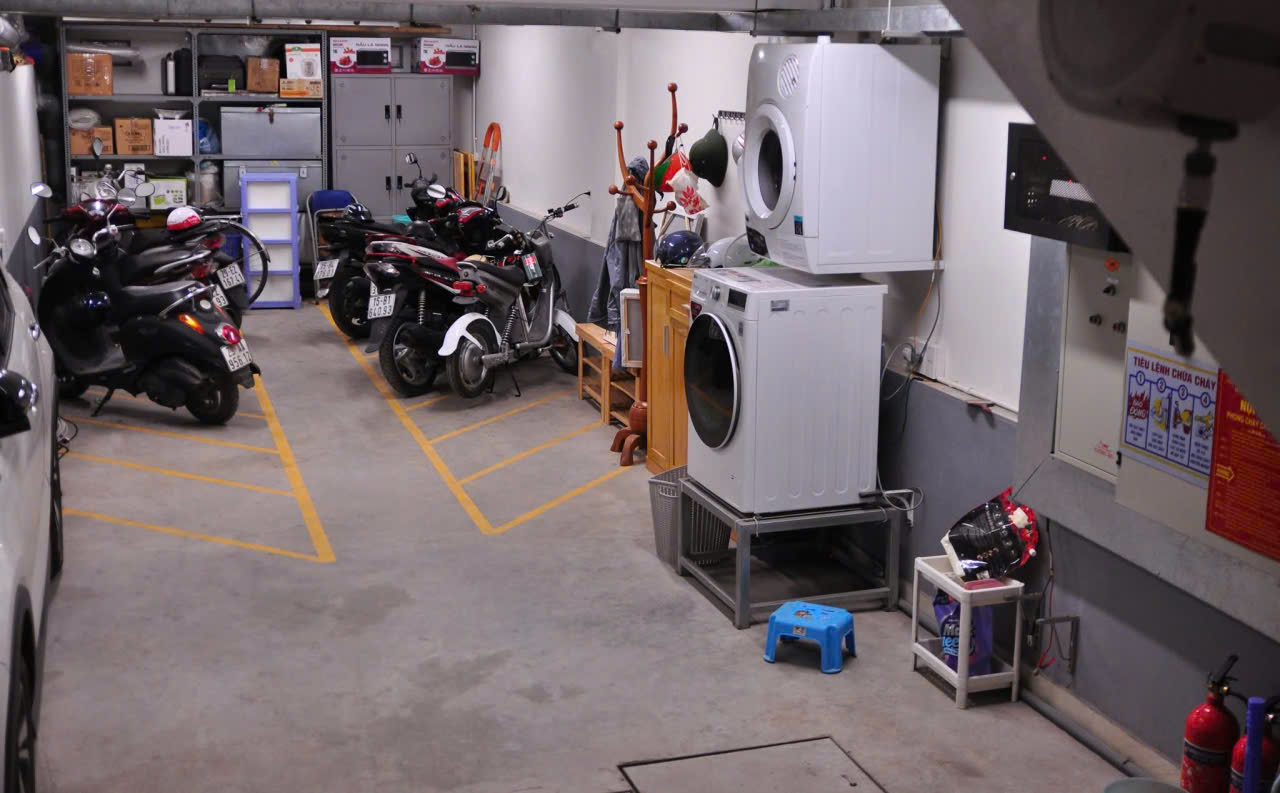 Cho thuê nhà ngõ Chùa Láng, Đống Đa 80m x 5T giá 29 triệu Ô TÔ DỪNG ĐỖ - KD 3