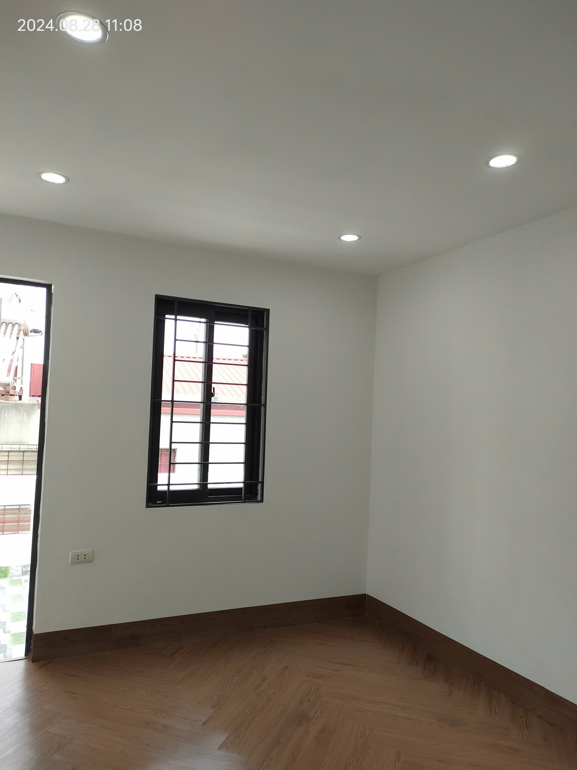 Bán gấp giá rẻ chung cư Mai Hương 60m, Tầng 5, mặt tiền 4m, 2.75 tỷ Bạch Mai. 2