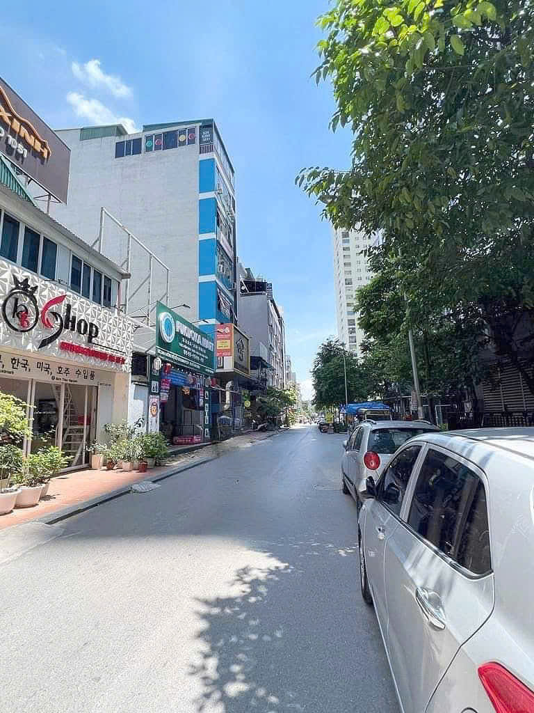 Bán đất tặng nhà Hồ Tùng Mậu, lô góc, ô tô đỗ cửa, 1 nhà ra phố, gần ga Metro, hơn 14 tỷ 3