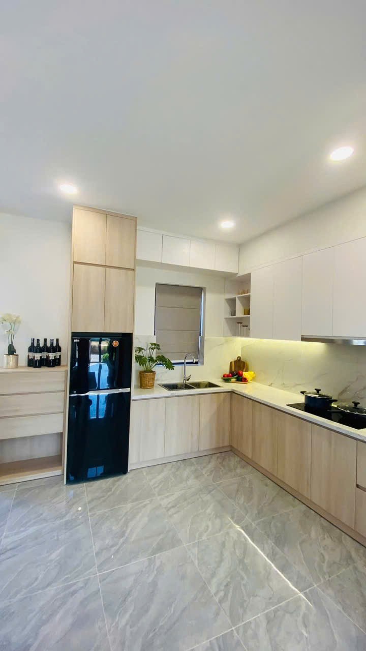 Cho thuê nhà 3PN 3WC – mặt tiền 7m – dọn vào ở ngay