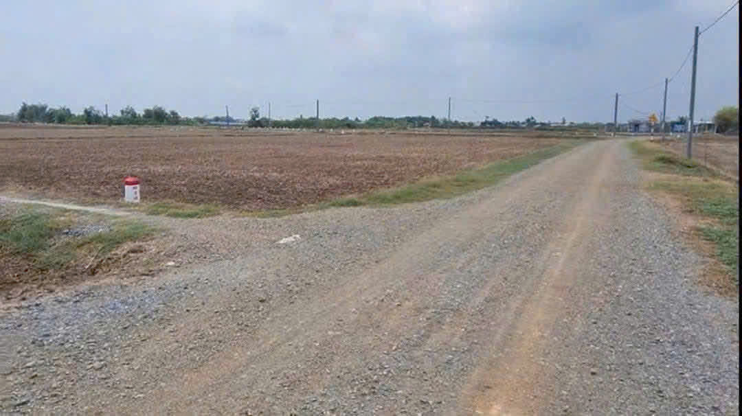 Đất thổ cư 180m2 mt đường 7m xã Phước Tuy xả cuối năm giá rẻ 850tr 2