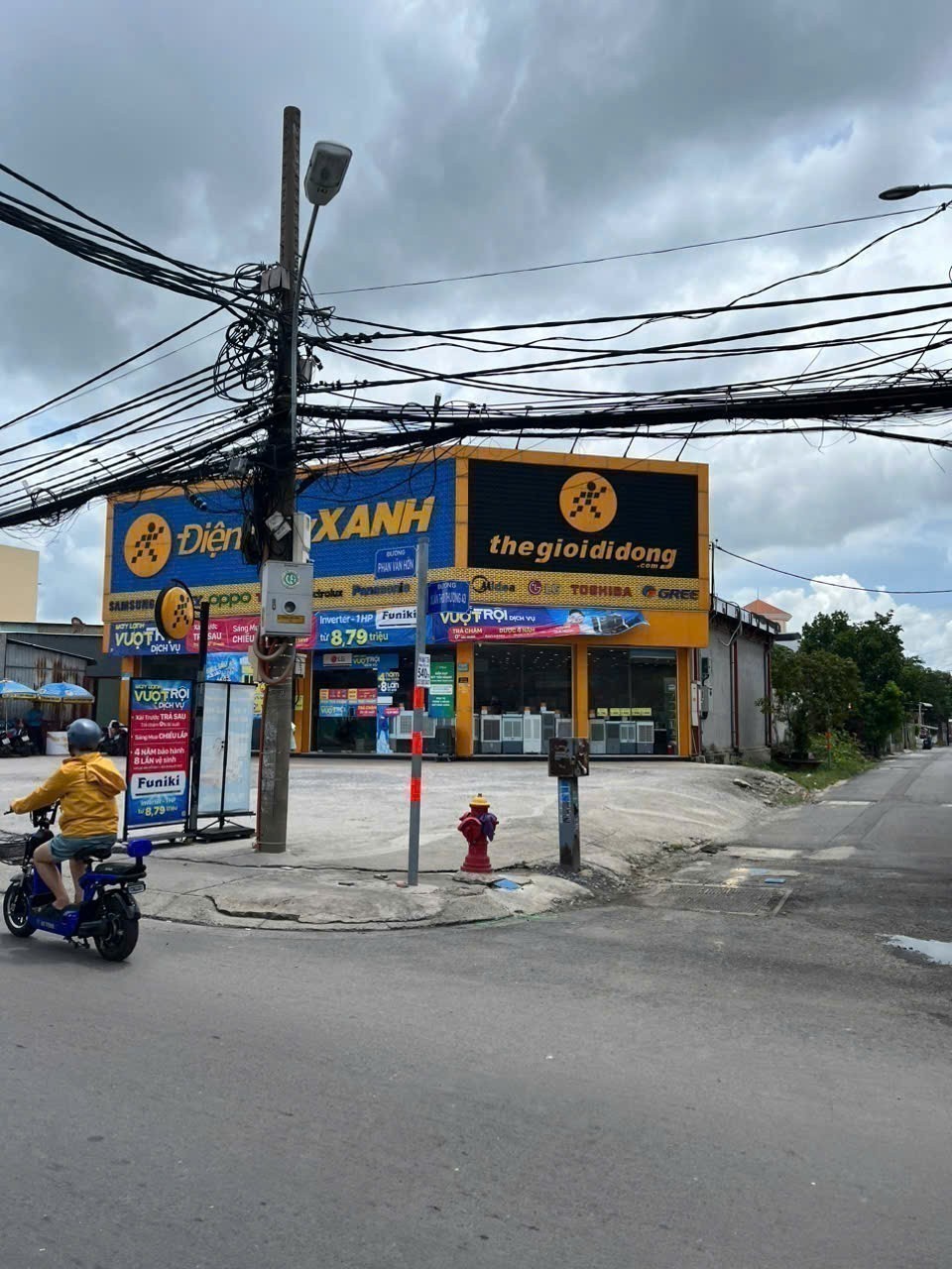 SIÊU PHẨM NHÀ + XƯỞNG (32X43.5) MẶT TIỀN PHAN VĂN HỚN – HÓC MÔN 2