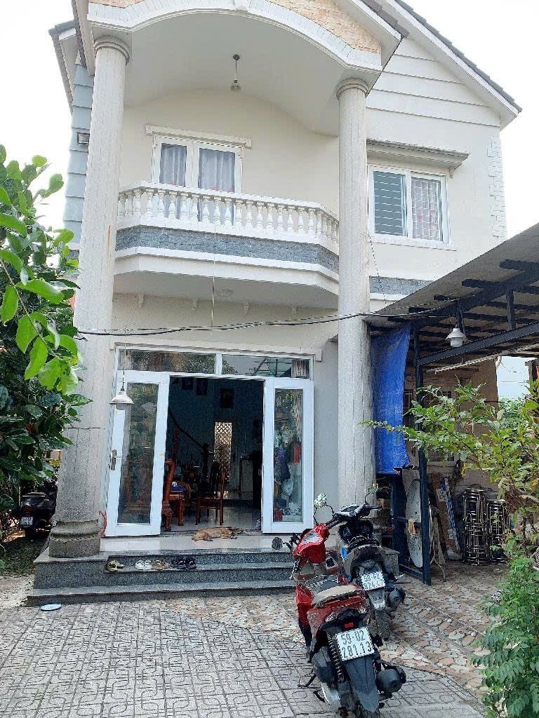 BIỆT THỰ VIEW SÔNG TƯƠNG LAI – GIÁ TỐT NHẤT KHU VỰC VƯỜN LÀI 2