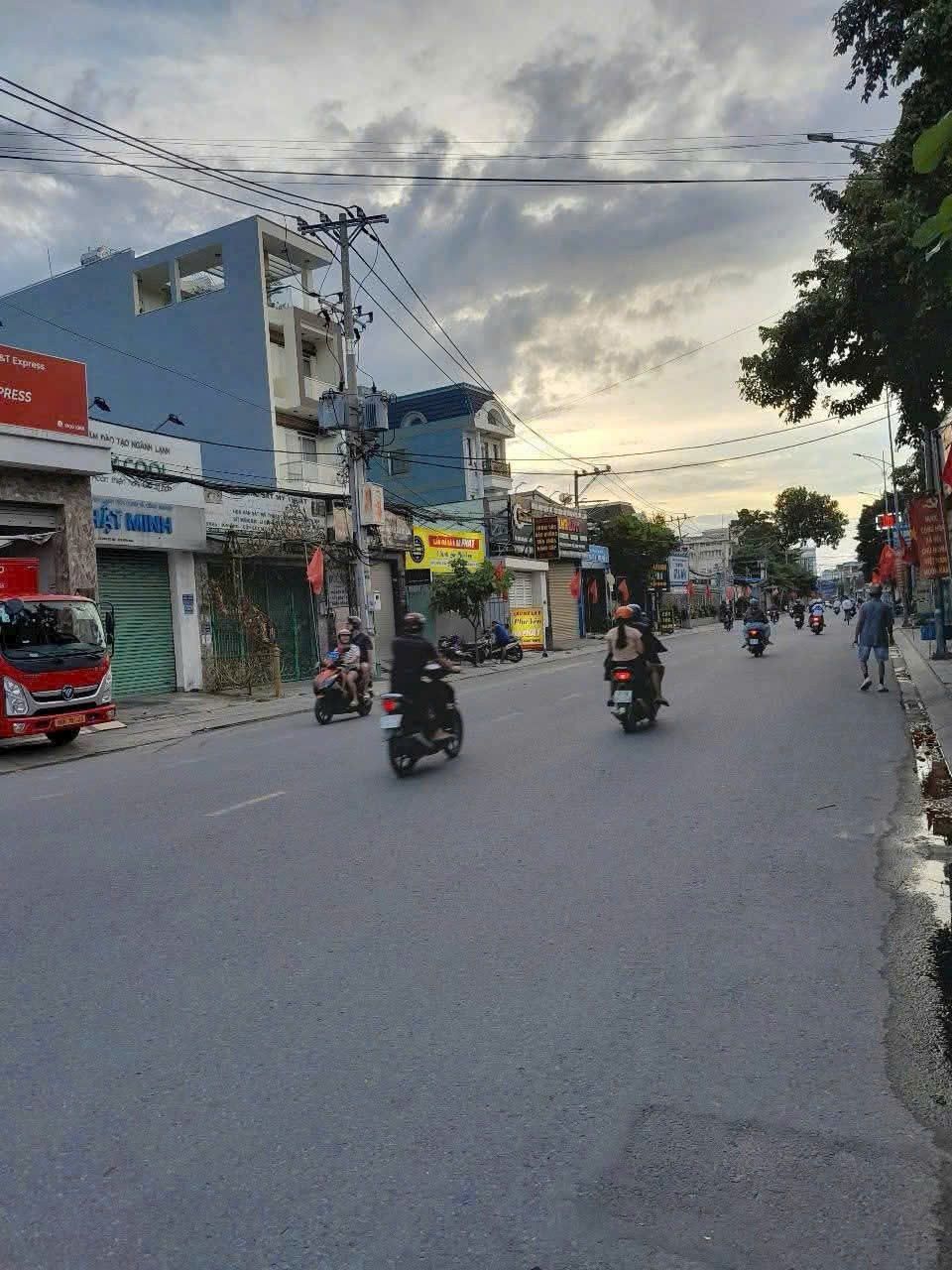 GIẢM SÂU CHỐT GẤP – NHÀ (5x20) MẶT TIỀN TRẦN THỊ NĂM (TCH10), Q.12 5