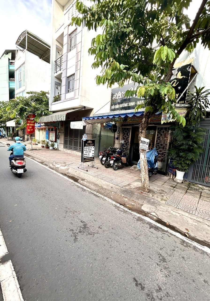 BÁN MT KINH DOANH Đ.KHÁNH HỘI- CHỈ 6.6T THÔI- GIAO THƯƠNG GIỮA TÔN THẤT THUYẾT VÀ BẾN VÂN ĐỒN- GẦN 4