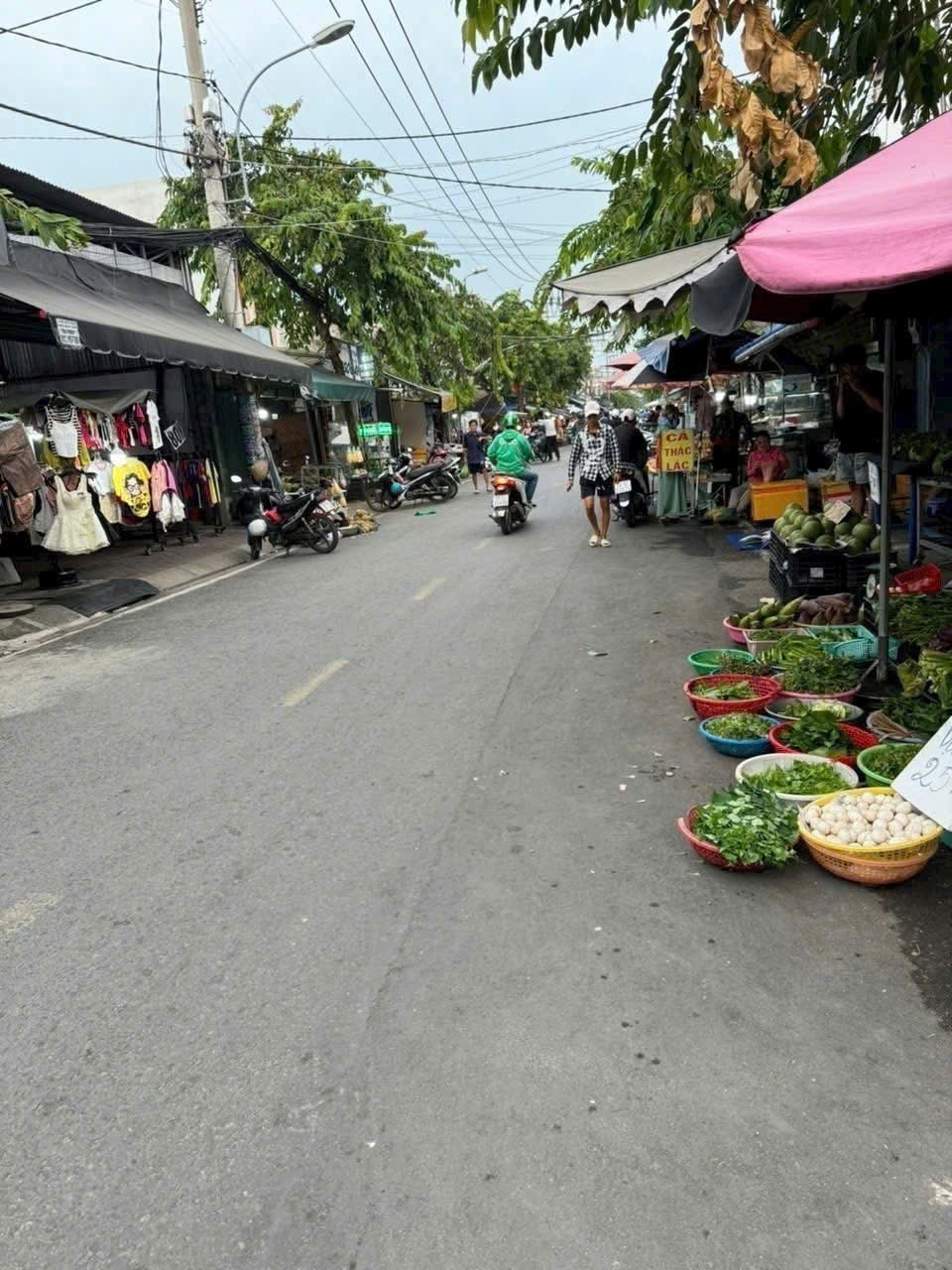 XƯỞNG MẶT TIỀN NGUYỄN THỊ THỬ – HÓC MÔN – DÒNG TIỀN 40TR/THÁNG 2