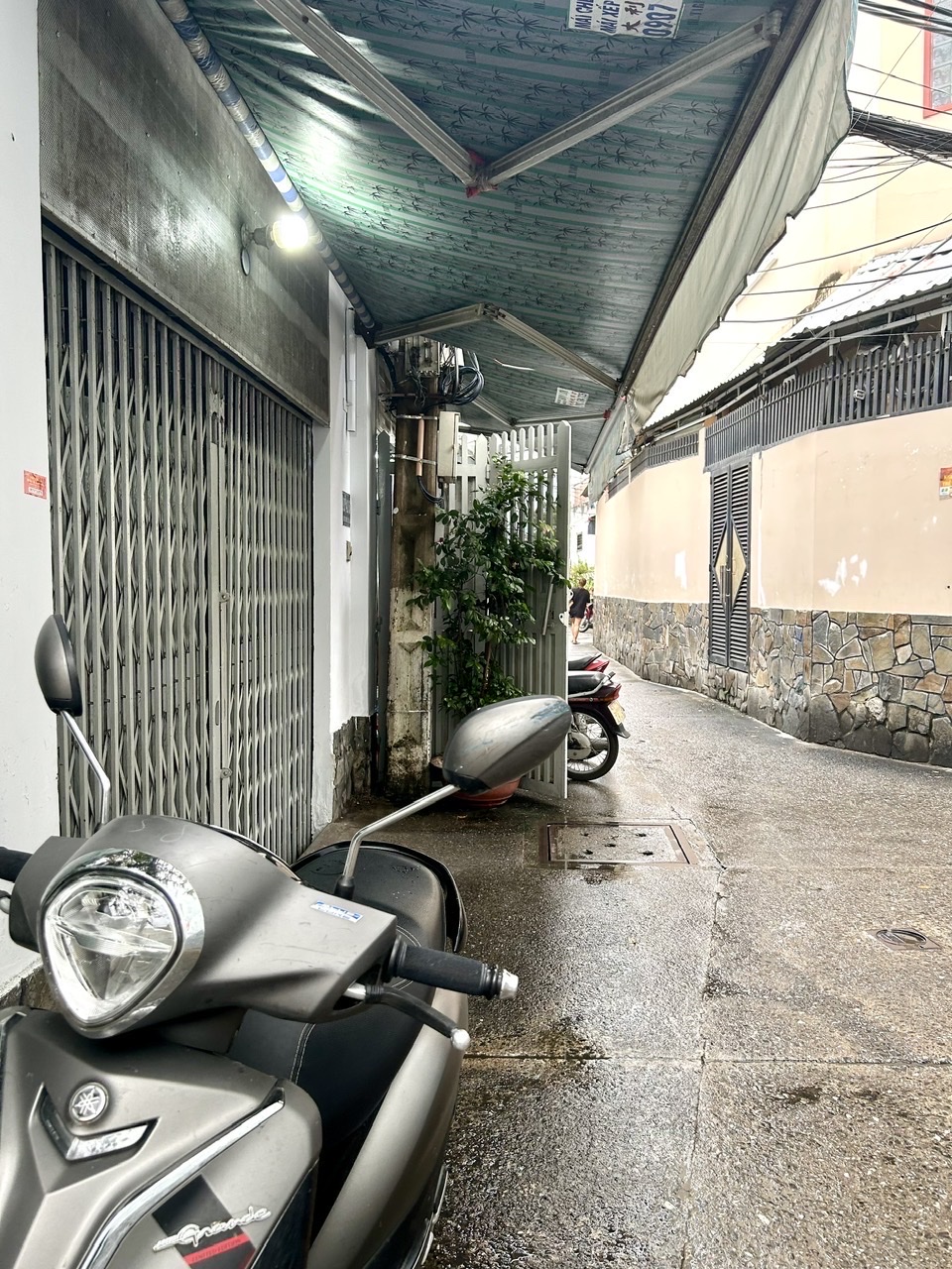 BÁN NHÀ 3 MT -HXH- Đ.TÔN THÂT THUYẾT- NGANG 4.8M- THÔNG RA XÓM CHIẾU- NGUYỄN TẤT THÀNH. 5