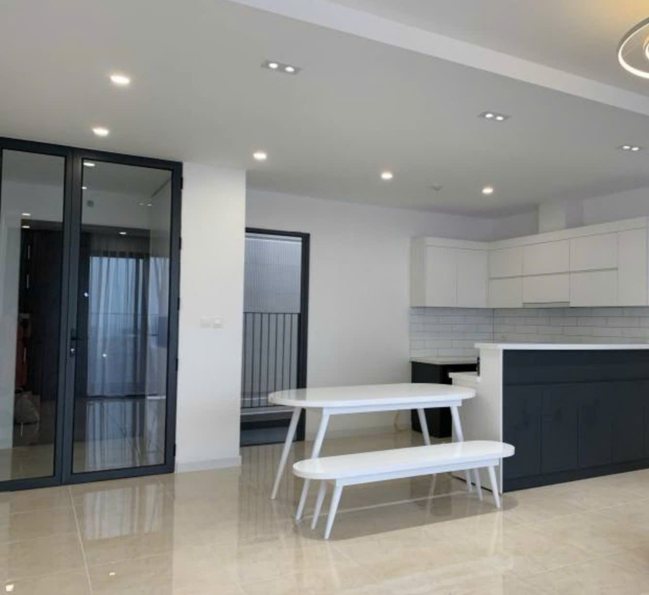 DCapitale – Tòa C6 Căn 3 ngủ 100m² rộng hiếm 15