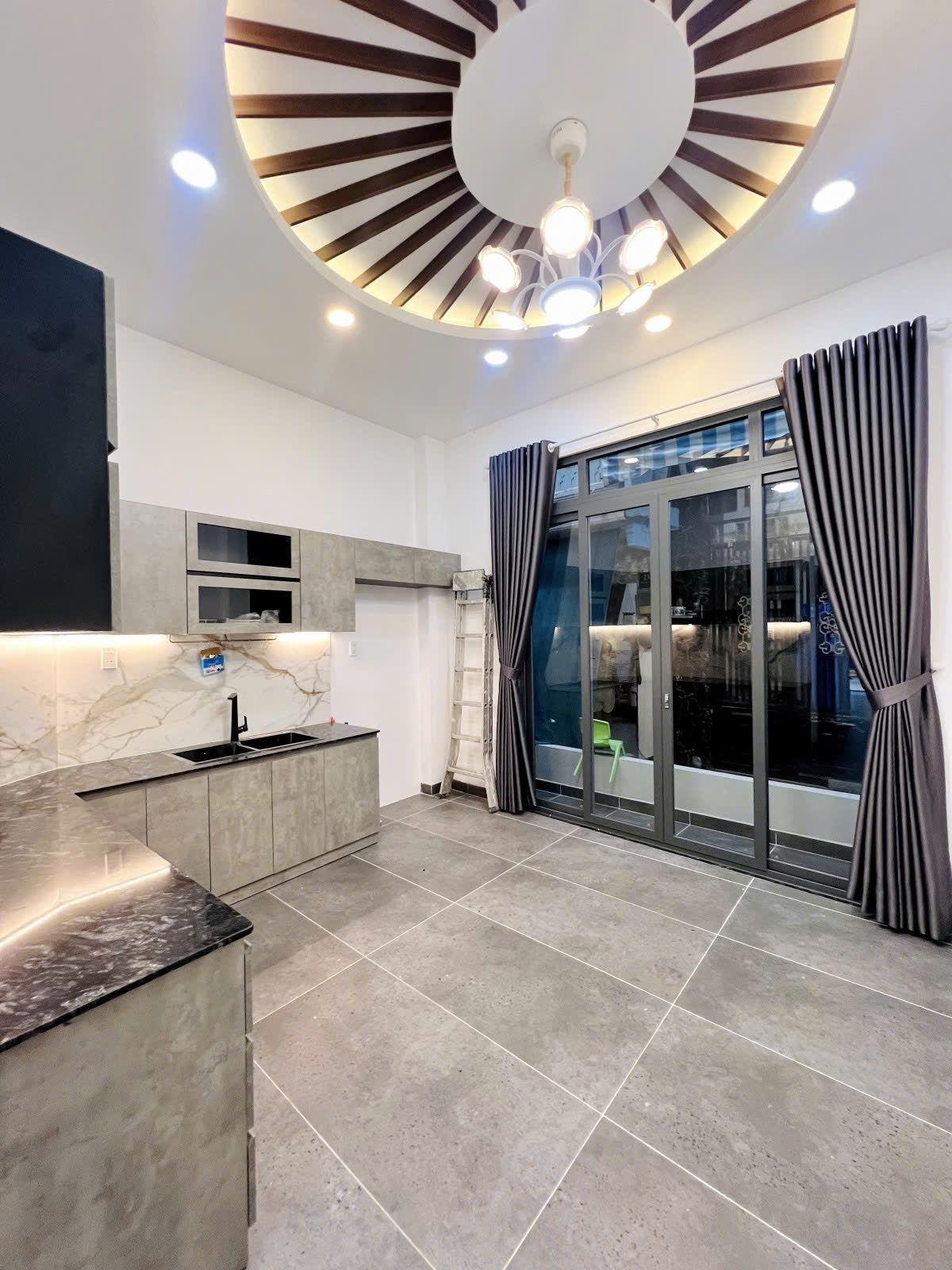 SIÊU PHẨM MẶT TIỀN KINH DOANH TRẦN THỦ ĐỘ 45M2 4 TẦNG NỘI THẤT CAO CẤP CHỈ 8.9 TỶ 4