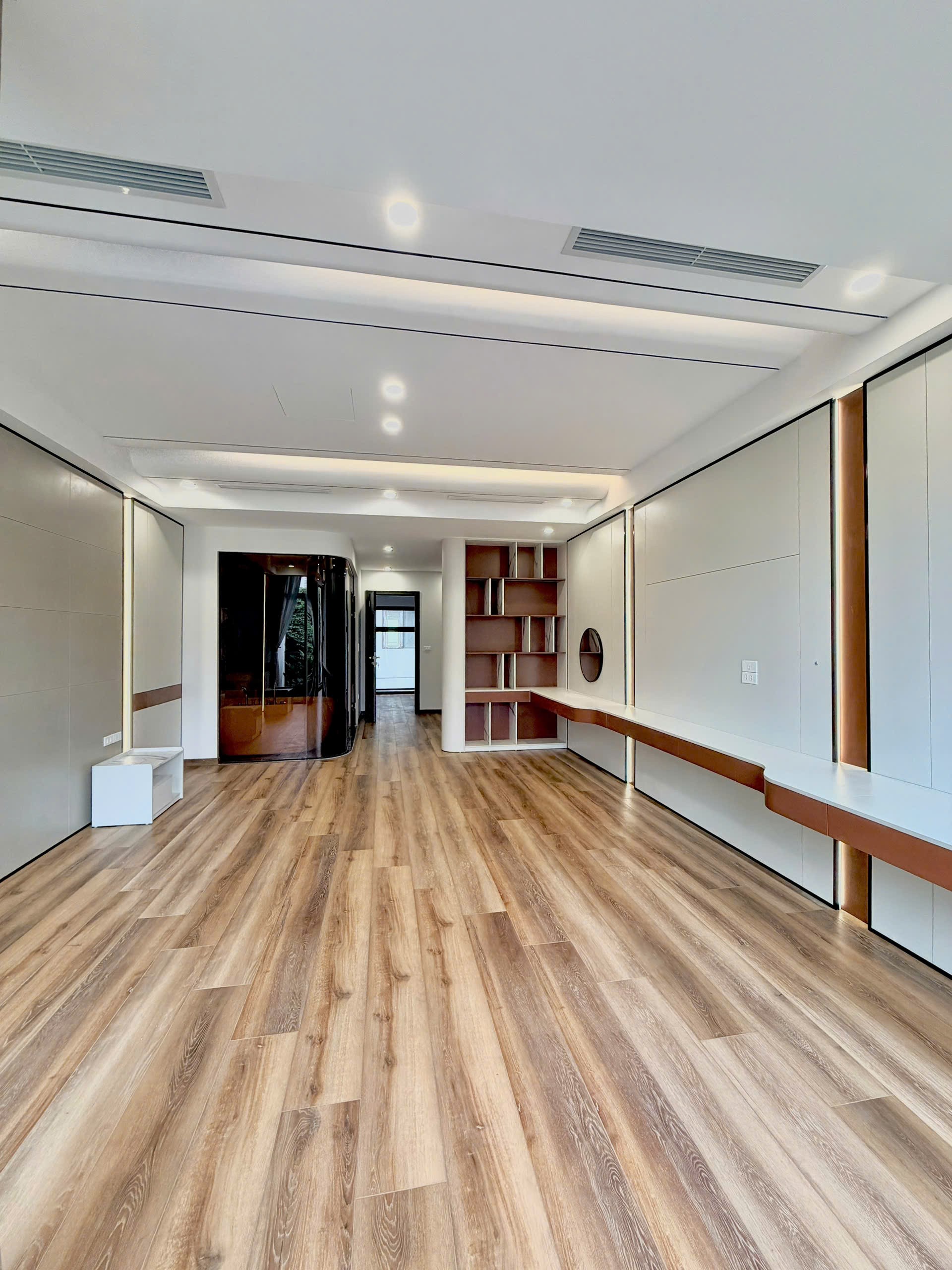 Cần bán Nhà ở, nhà cấp 4, nhà hẻm Phường Thượng Thanh, Long Biên, Diện tích 73m², Giá 26.8 Tỷ 8