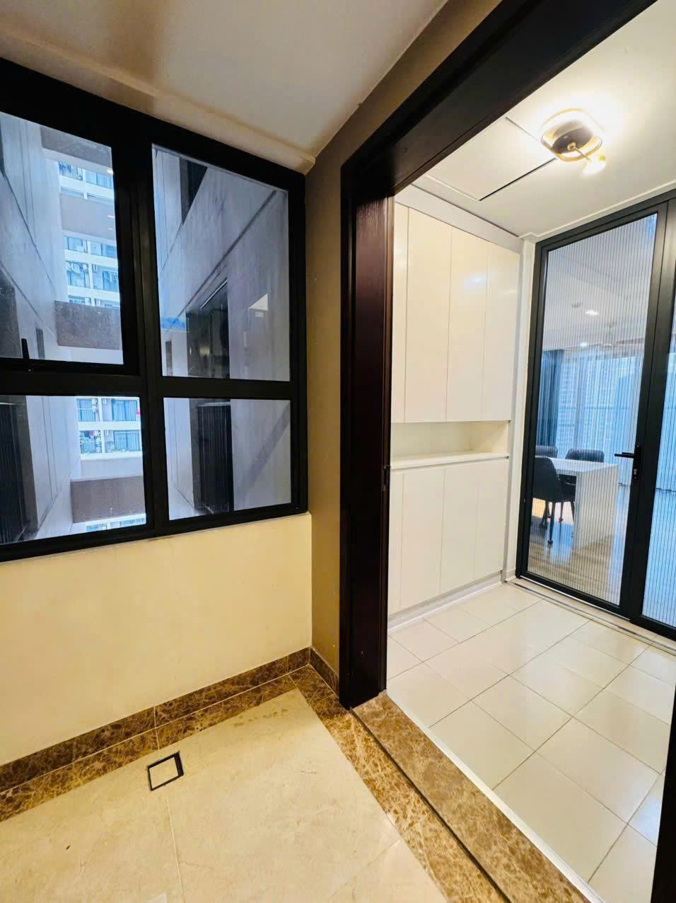 Cần bán căn 3PN-85m2 VINHOMES D'CAPITALE - TÒA C3 view hồ 6