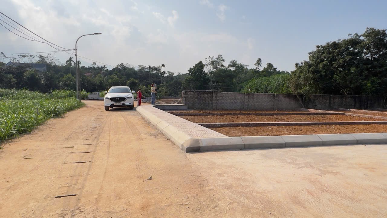 NHỈNH TỶ SỞ HỮU 52m LÔ GÓC 2 MẶT TIỀN – P. TÙNG THIỆN, SƠN TÂY