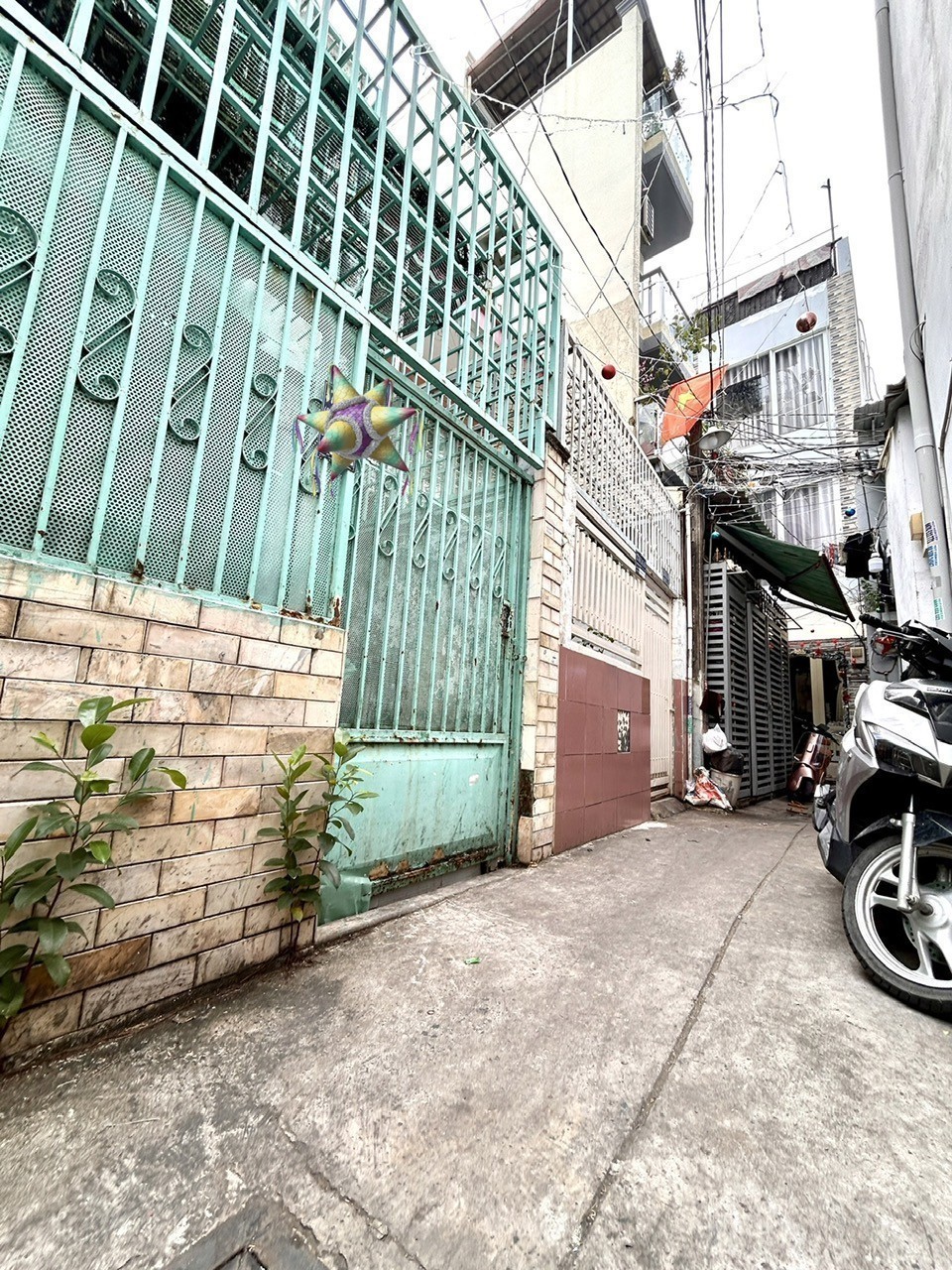 BÁN NHÀ Đ. ĐOÀN VĂN BƠ- NGANG NỞ HẬU- GẦN CHỢ 200 - XÓM CHIẾU- LƯU THÔNG TÔN ĐẢN- GẦN TRƯỜNG ĐẠI 2