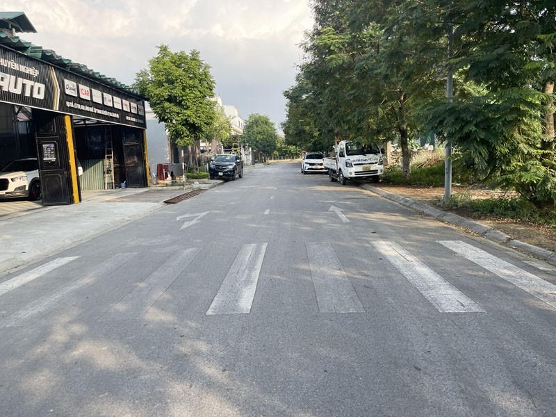 [HOA HẬU LÀNG NGHỀ KIÊU KỴ] 2101m2 đất 50 năm, làm văn phòng, kinh doanh, nhà xưởng