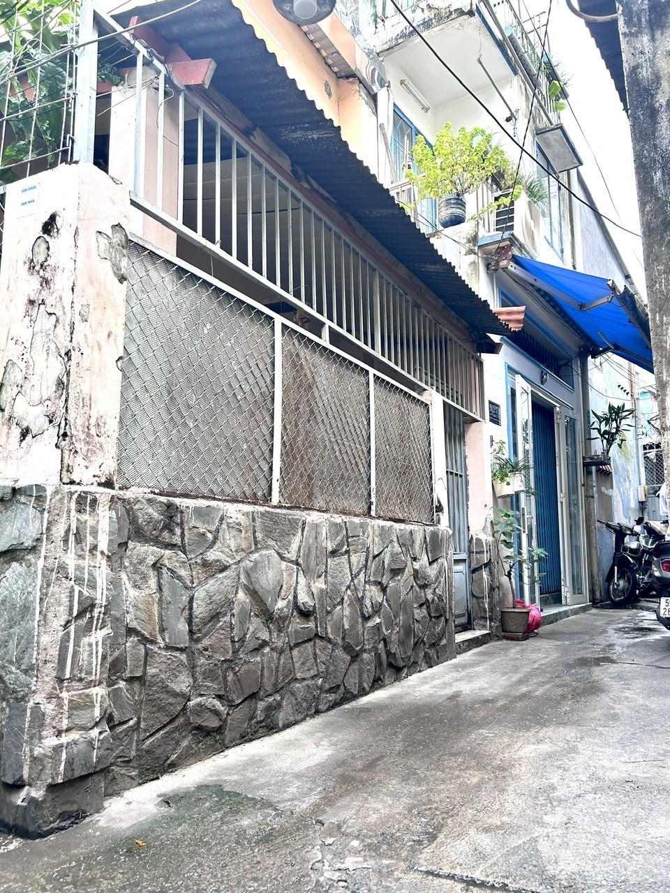 BÁN NHÀ 2 MT- NỞ HẬU 7.7M TÀI LỘC - Đ.XÓM CHIẾU - GIAO THƯƠNG TÔN ĐẢN- TÔN THẤT THUYẾT - GẦN 2