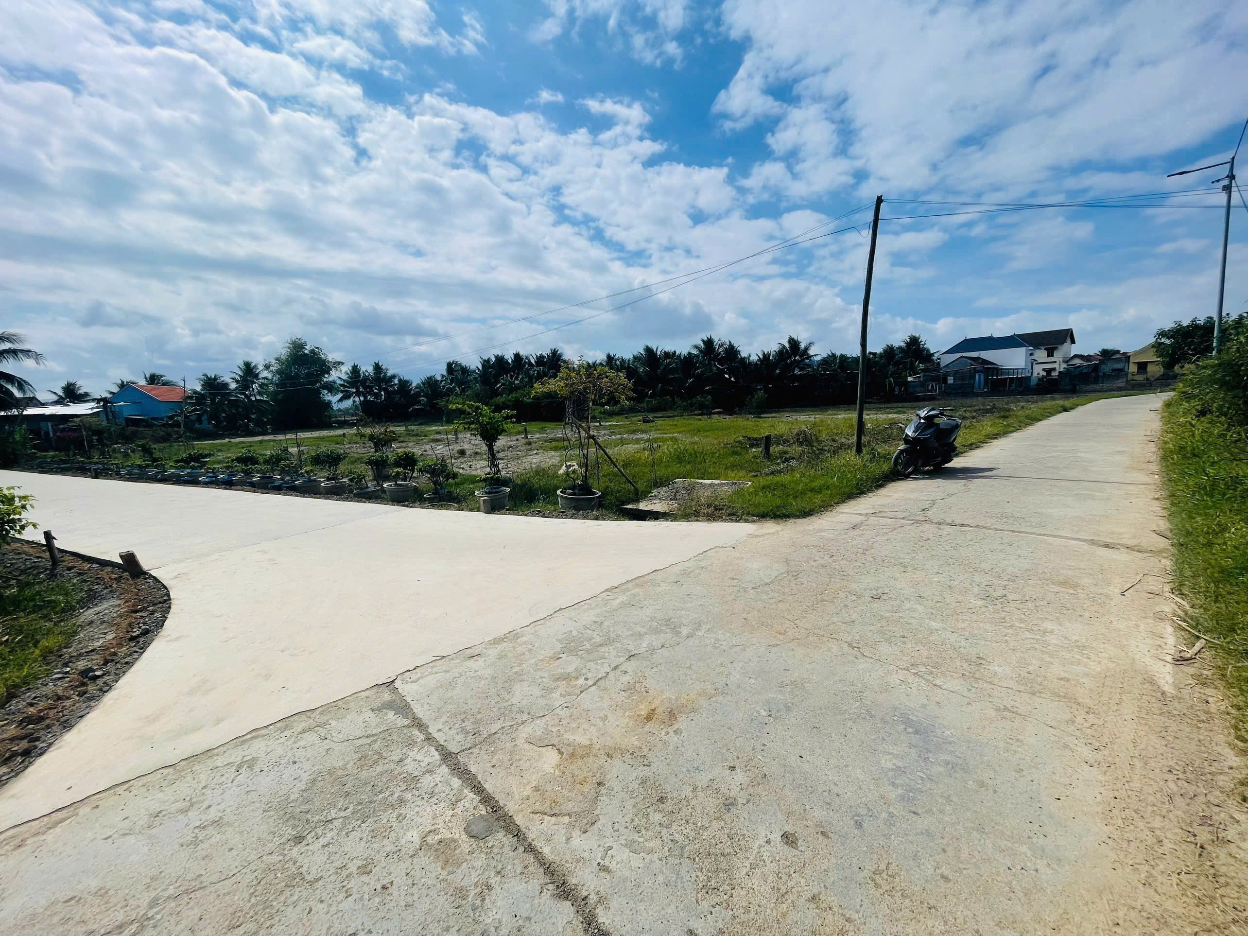 bán lô góc mặt tiền Hòn Hèo giá chỉ 499tr Phường Ninh Hòa Khánh Hòa 0985451850