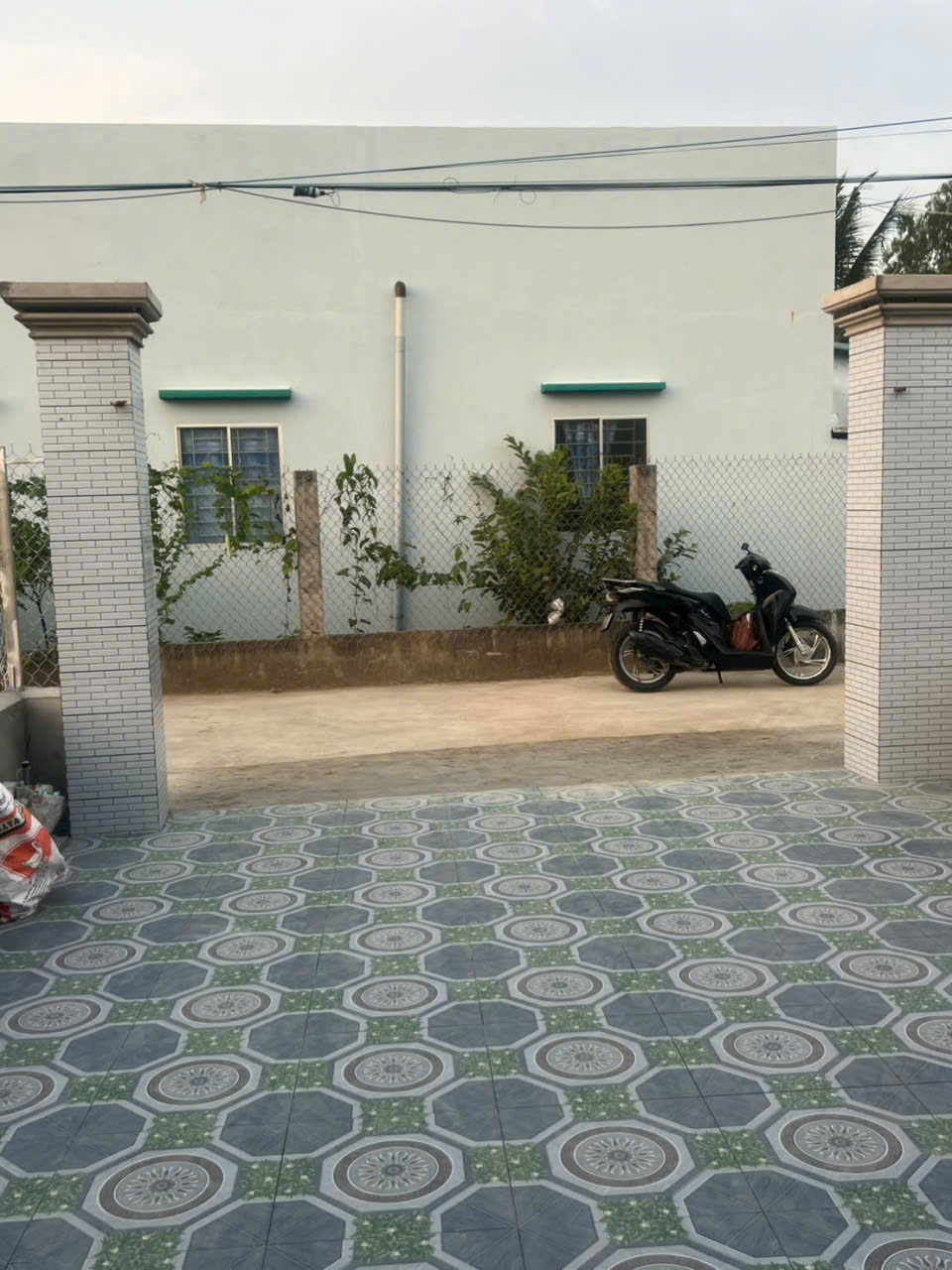 Bán 2 căn nhà cấp 4 mới xây xã Quê Mỷ Thạnh , Tân Trụ dt 145m2 , 2pn , 1wc giá 1,199 tỷ 1 căn 7