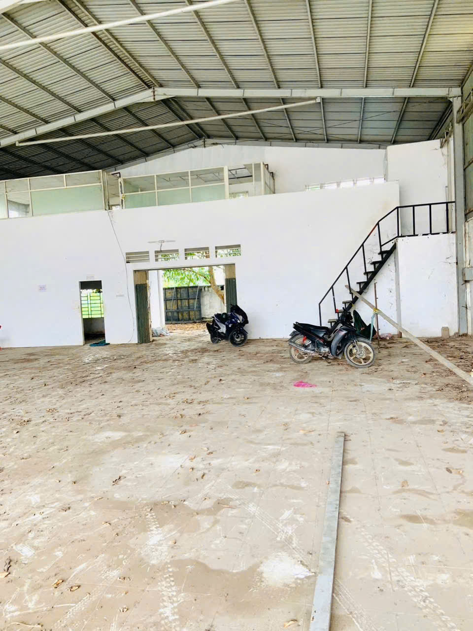 Bán nhà xưởng hẻm Võ Văn Bích , Bình Mỹ tdt 1076m2 full thổ ( dtxd 500m2 ) giá 17,5 tỷ 2