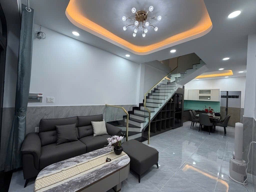 BÁN NHÀ HẺM XE HƠI 160 NGUYỄN VĂN QUỲ 2