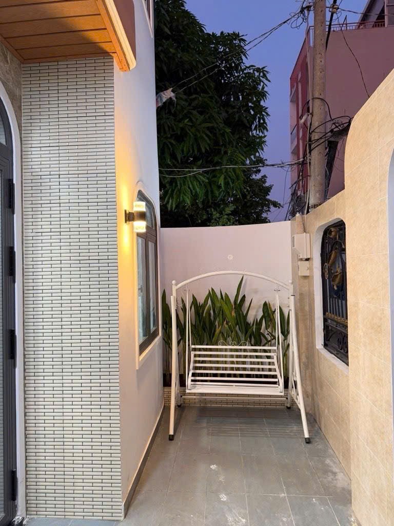 BÁN NHÀ HẺM XE HƠI 160 NGUYỄN VĂN QUỲ 5