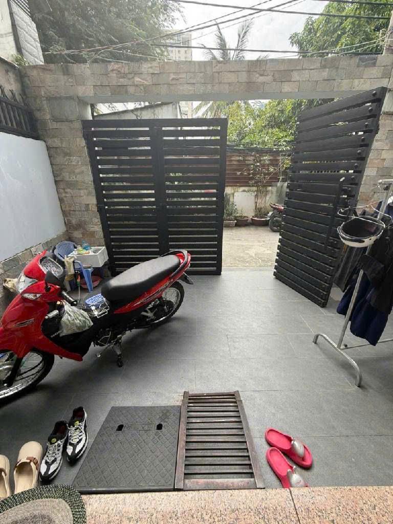 BÁN NHÀ HẺM XE HƠI THÔNG LÂM VĂN BỀN 2