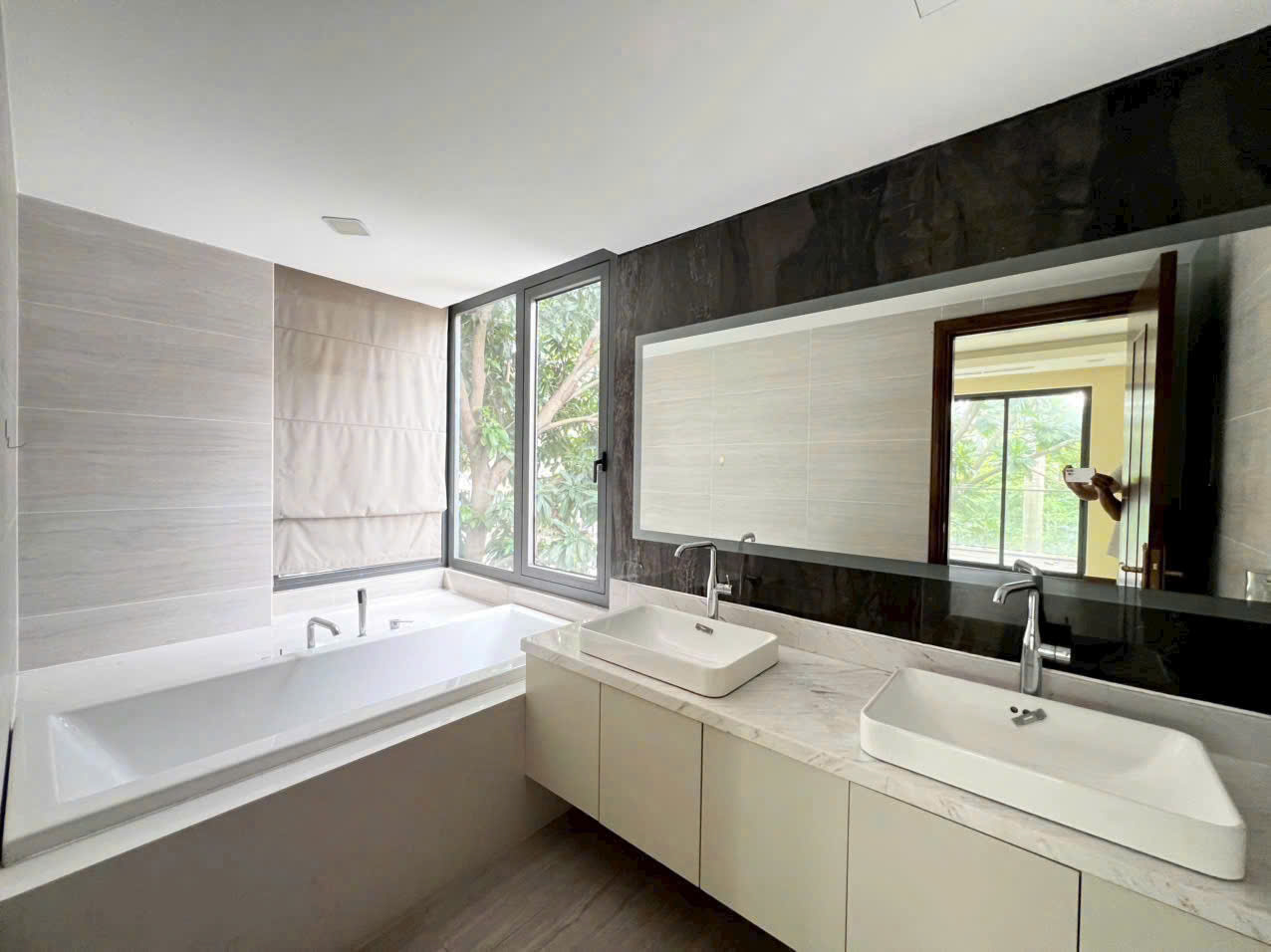 Cần bán Biệt thự Phường An Phú, Quận 2, Diện tích 287m², Giá 0119 Tỷ 3