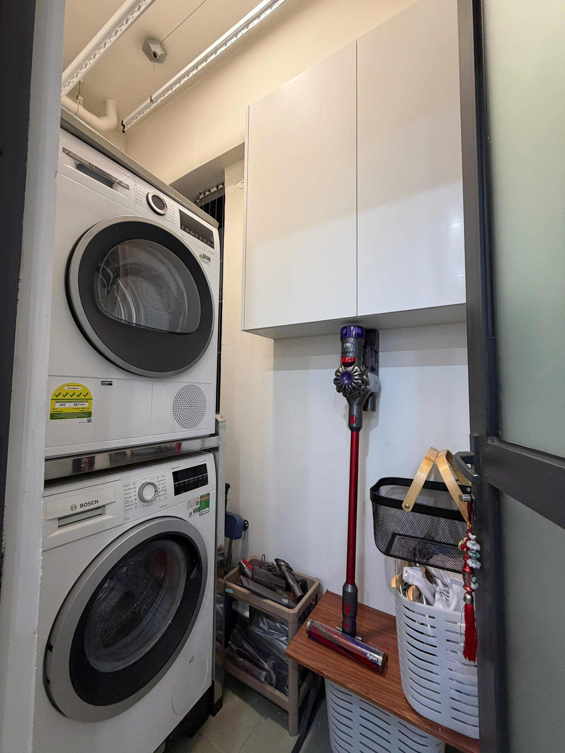 Cần bán Căn hộ chung cư DCapitale C6 – Căn 3 ngủ 85m², view hồ hiếm của dự án 8