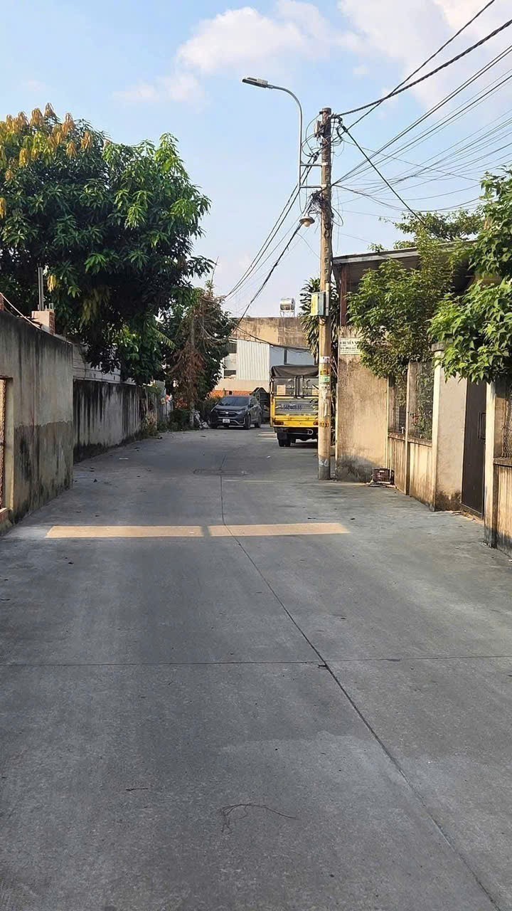 ĐẤT (9.8x36) MẶT TIỀN TÂN HIỆP 30 – HÓC MÔN FULL THỔ CƯ HIẾM 2