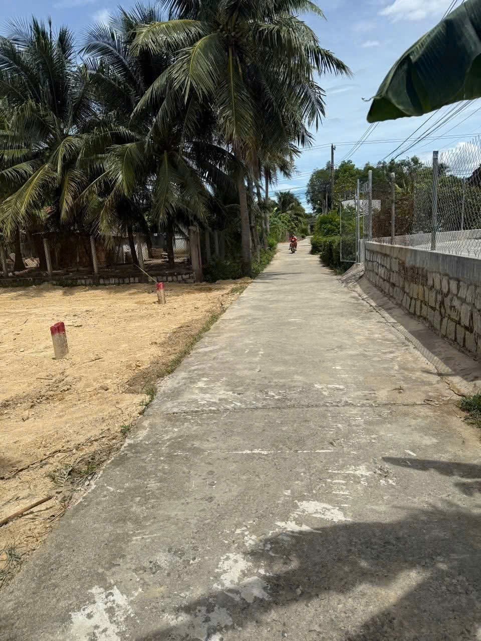 Bán đất thôn Mỹ Lợi giá chỉ 2,4tr/m2 xã Nam Ninh Hòa Khánh Hòa 0985451850