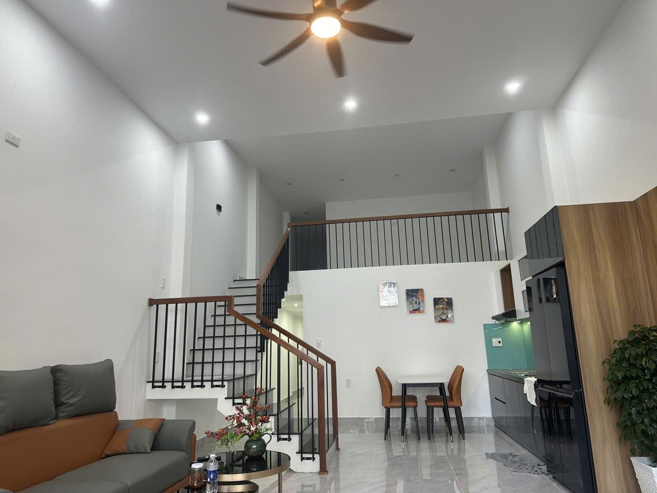 SIÊU PHẨM NHÀ MẶT TIỀN ĐINH NHẬT TÂN – FULL NỘI THẤT – XÁCH VALI Ở NGAY 5